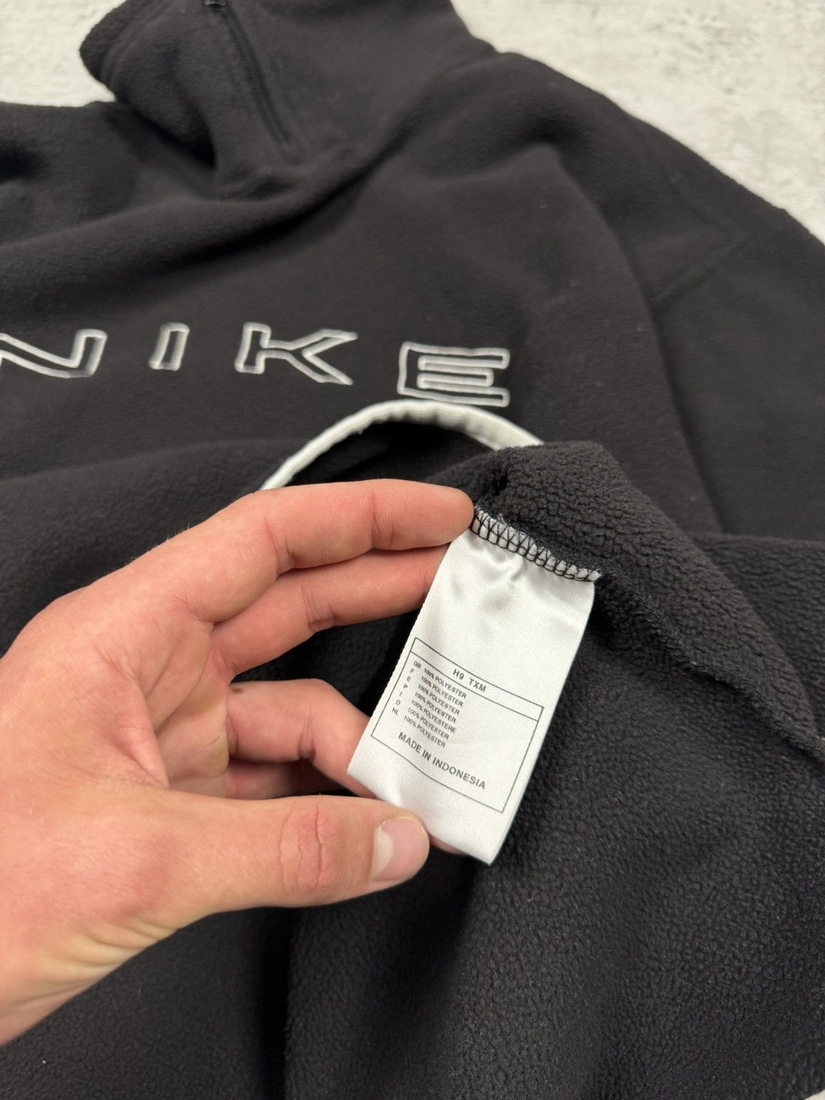 Nike Vintage Nike Y2K Fleece Sweatshirt Embroidered Big Logo Size US M / EU 48-50 / 2 - 12 Thumbnail