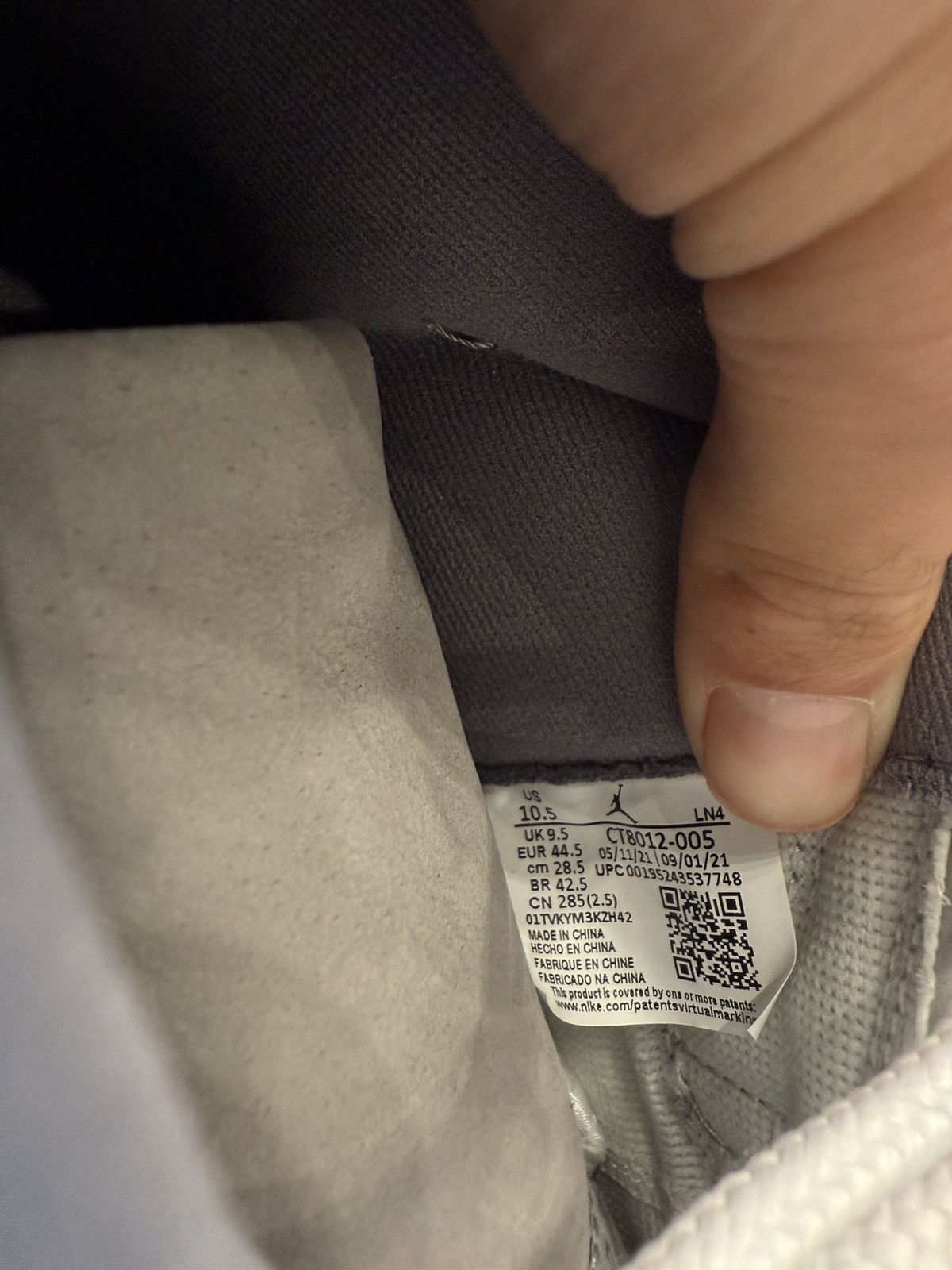 Jordan Brand × Nike Jordan 11 Cool Grey Size US 10.5 / EU 43-44 - 5 Thumbnail