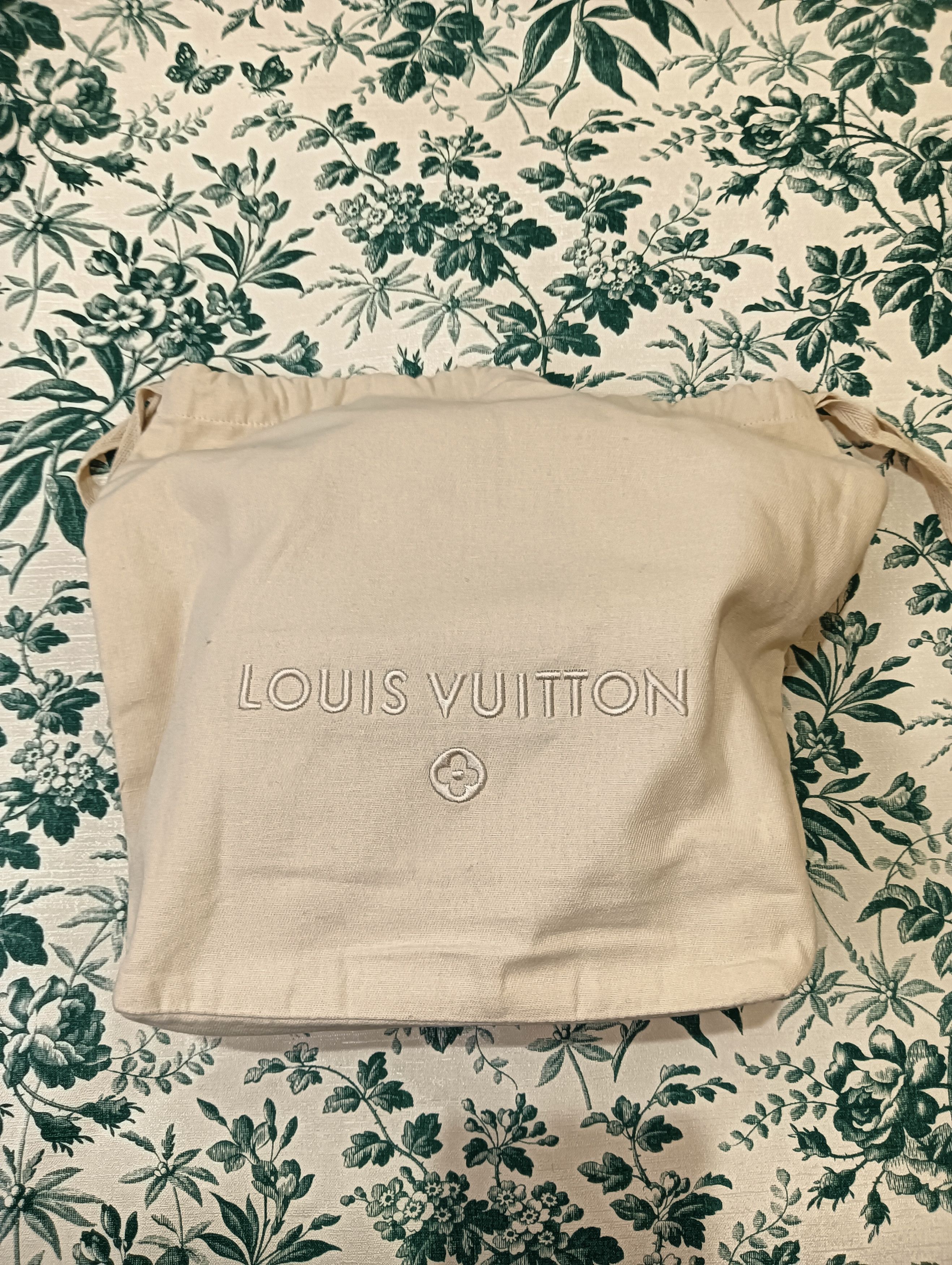 Louis Vuitton × Takashi Murakami East-West Mini Capucines Size ONE SIZE - 10 Thumbnail