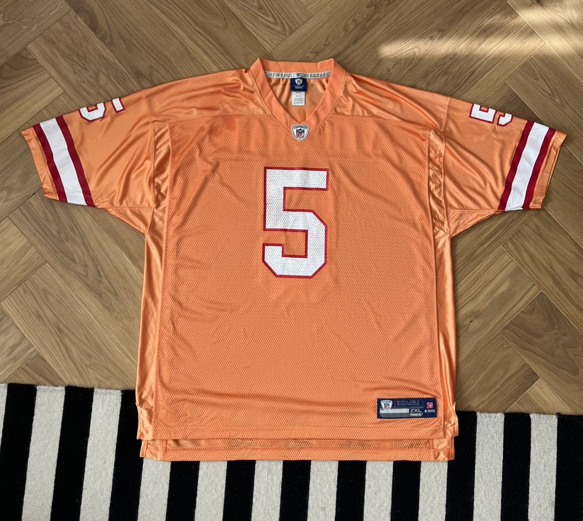 Reebok VTG Josh Freeman Tampa Bay Buccaneers #5 Reebok Creamsicle Size US XXL / EU 58 / 5 - 1 Thumbnail