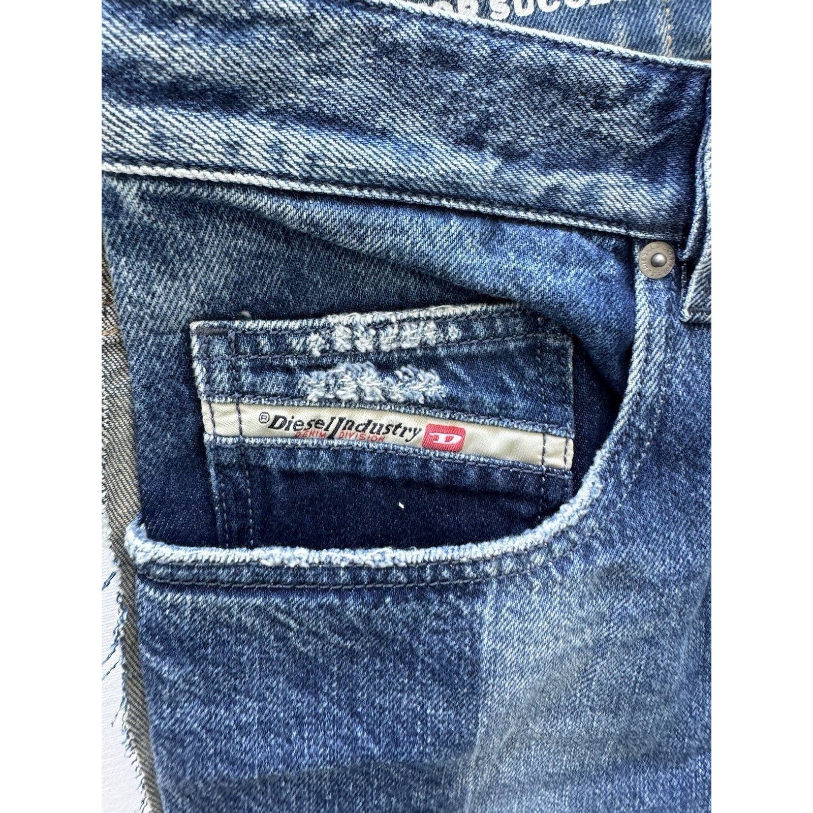 Diesel DIESEL X PROTOTYPES Jeans 1996 5 Pocket Denim Size L/XL NWT Size US 36 / EU 52 - 5 Thumbnail