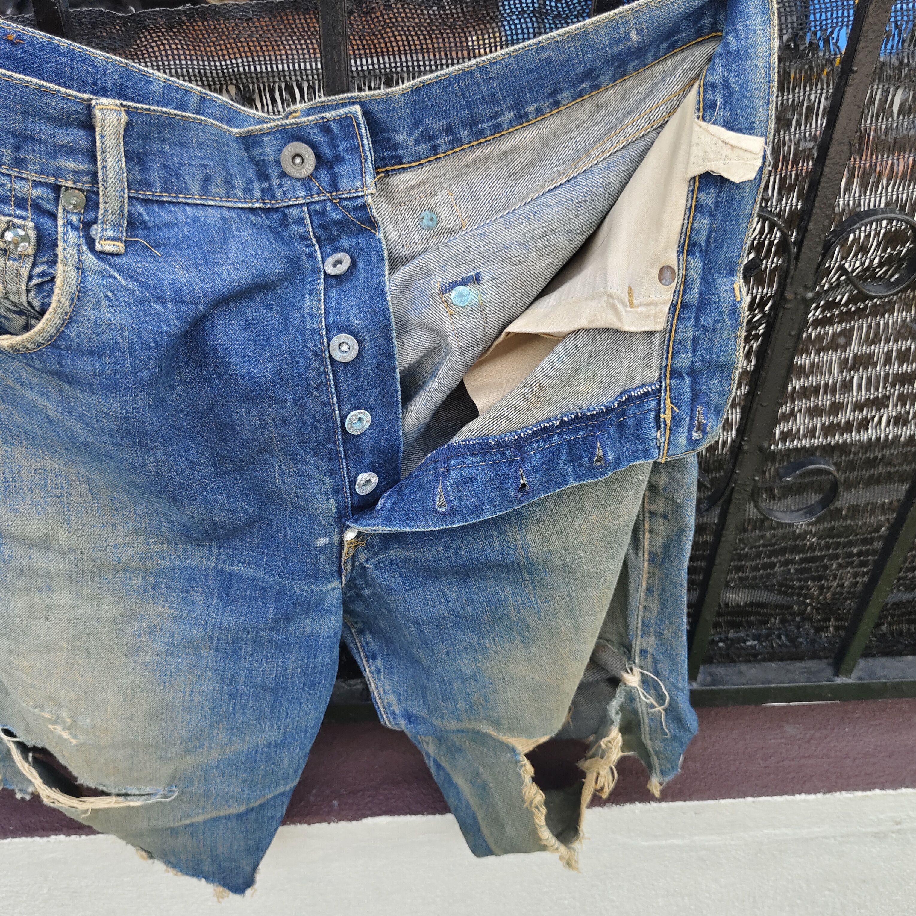 Levi's Vintage Levi's 702 Big E Short Cutoff Selvedge Jean Size US 35 - 12 Thumbnail