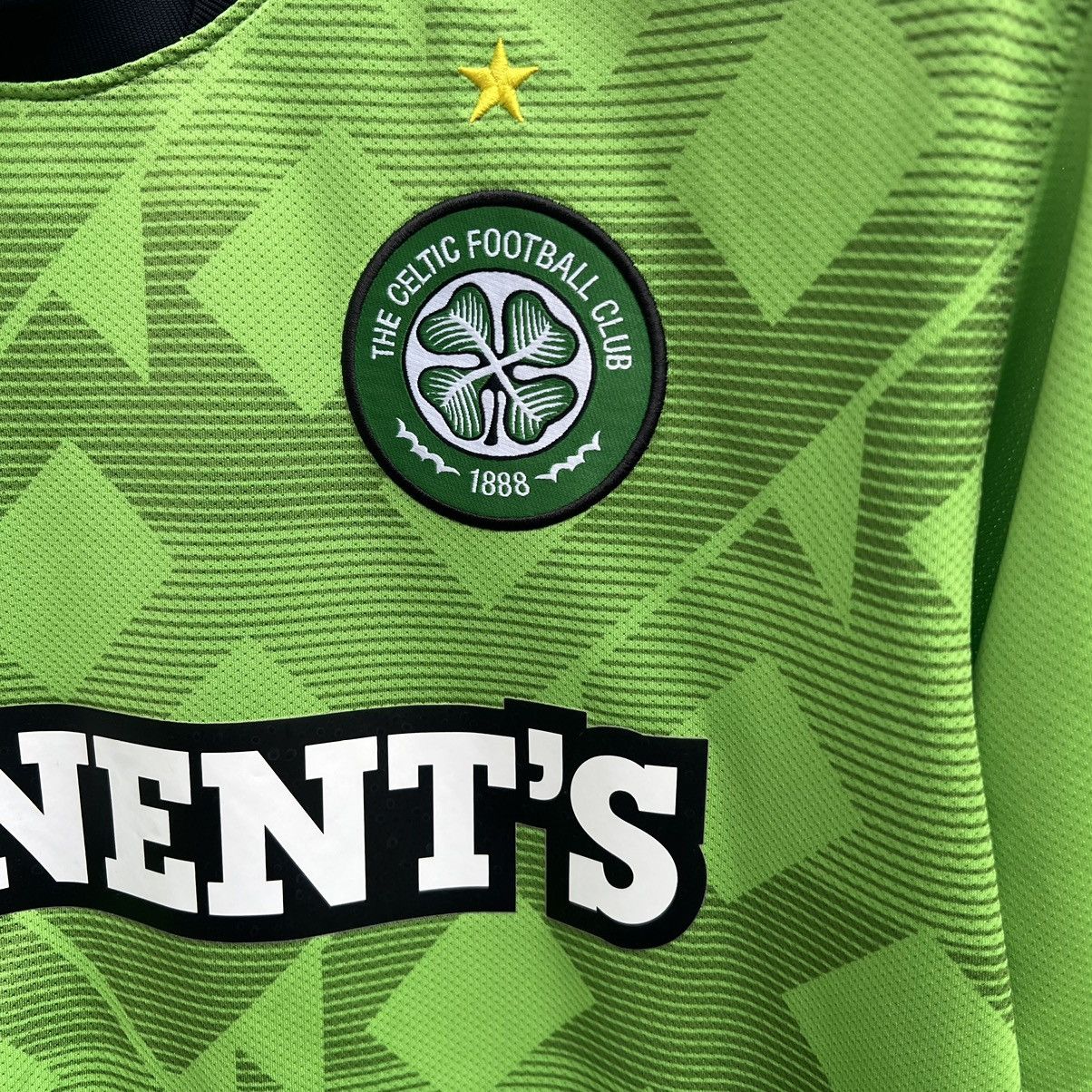 Nike CELTIC 2010 2011 SHIRT FOOTBALL SOCCER JERSEY Nike Size US L / EU 52-54 / 3 - 3 Thumbnail