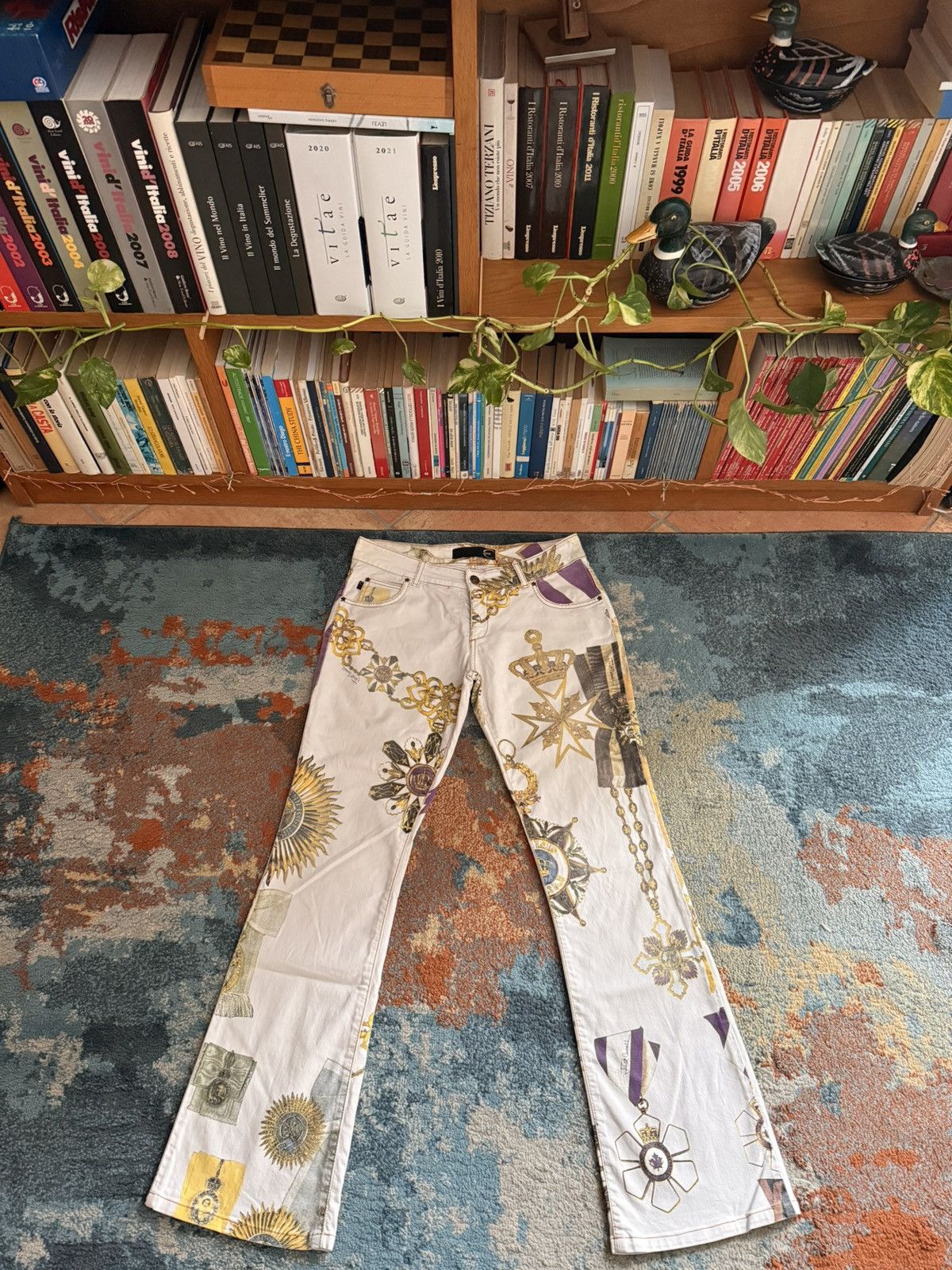 Just Cavalli Archive Just Cavalli Gold Royalty Print Cross Vintage Pants Size 31" - 1 Thumbnail