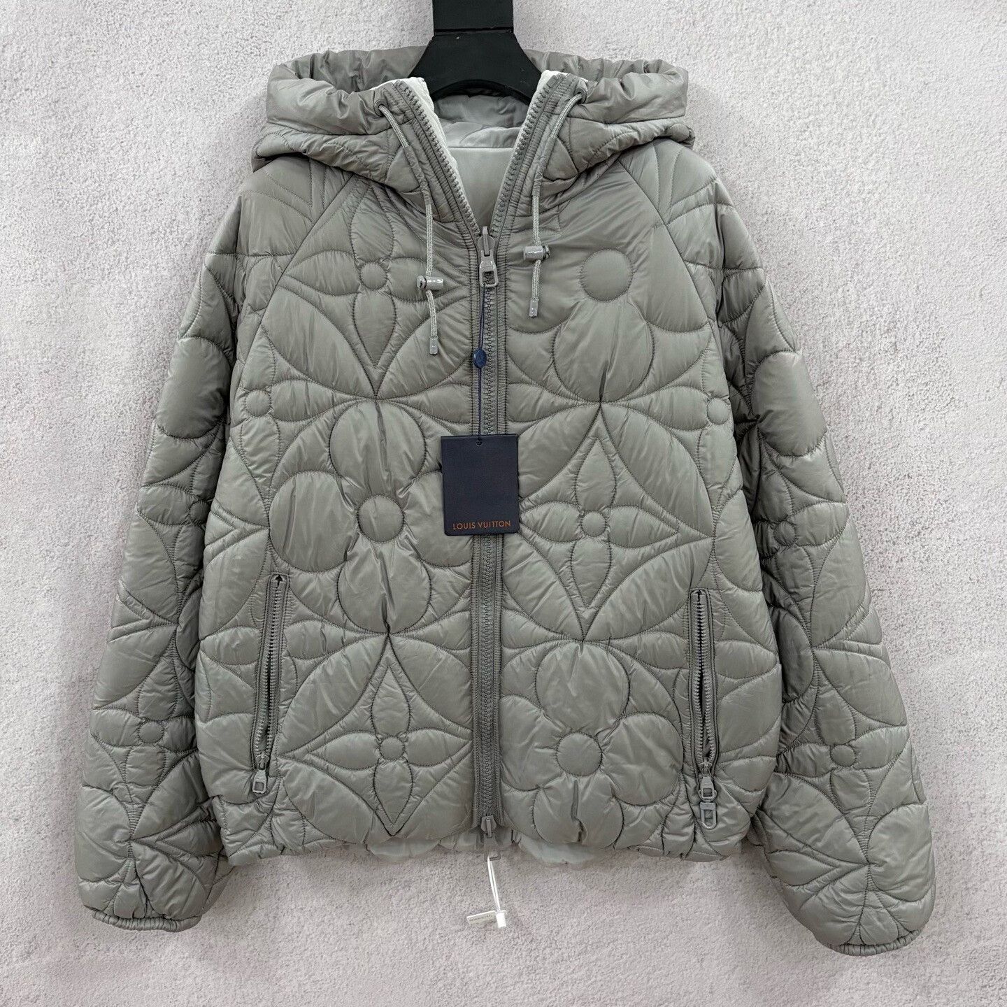 Louis Vuitton Louis Vuitton Gray Reversible Puffer Jacket Size US M / EU 48-50 / 2 - 1 Thumbnail