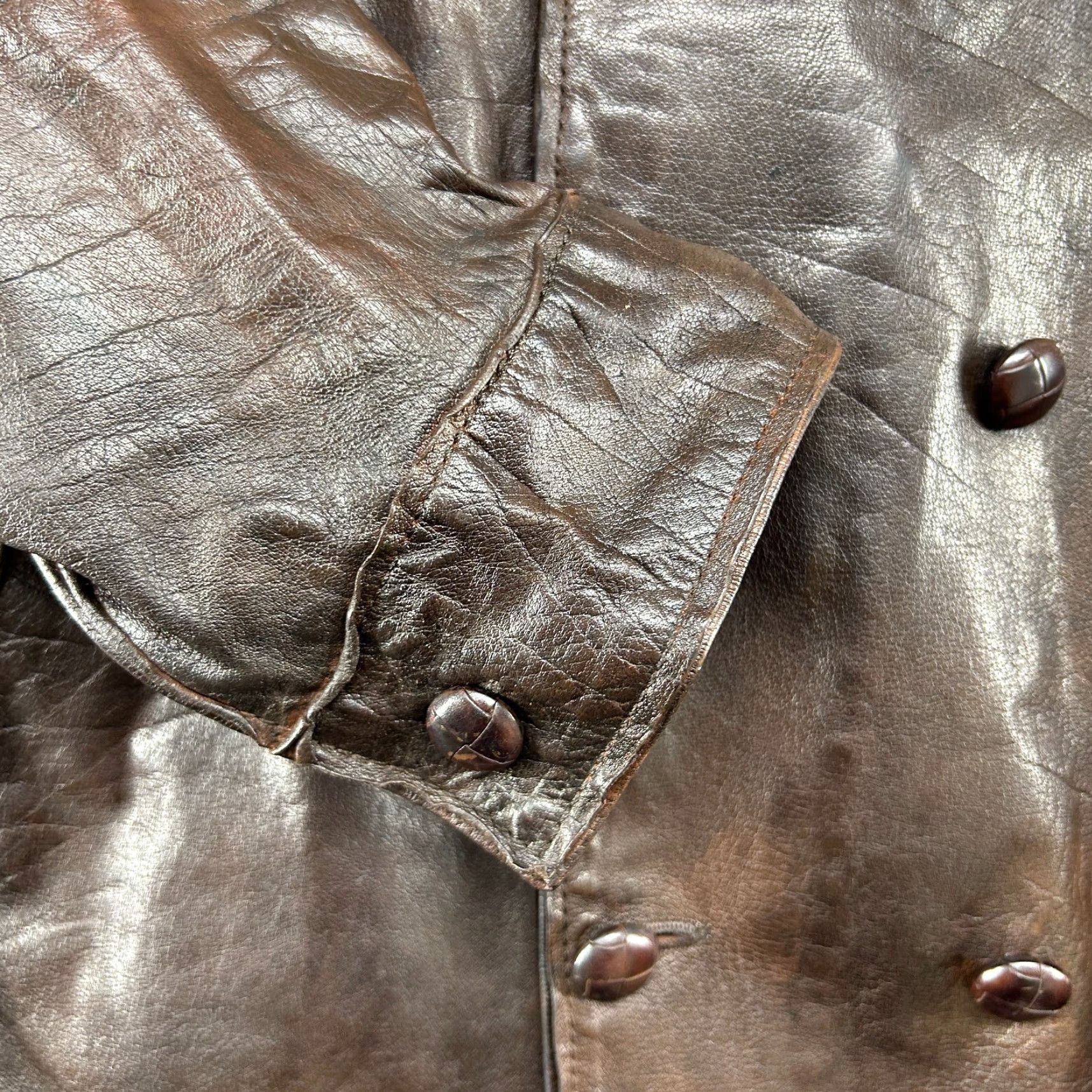Vintage VINTAGE Barneys New York Coat Mens L Brown Leather Swedish Style WWII Heavy Patina Italy Leather Lined Pea Coat 90s Mens Size US L / EU 52-54 / 3 - 2 Thumbnail