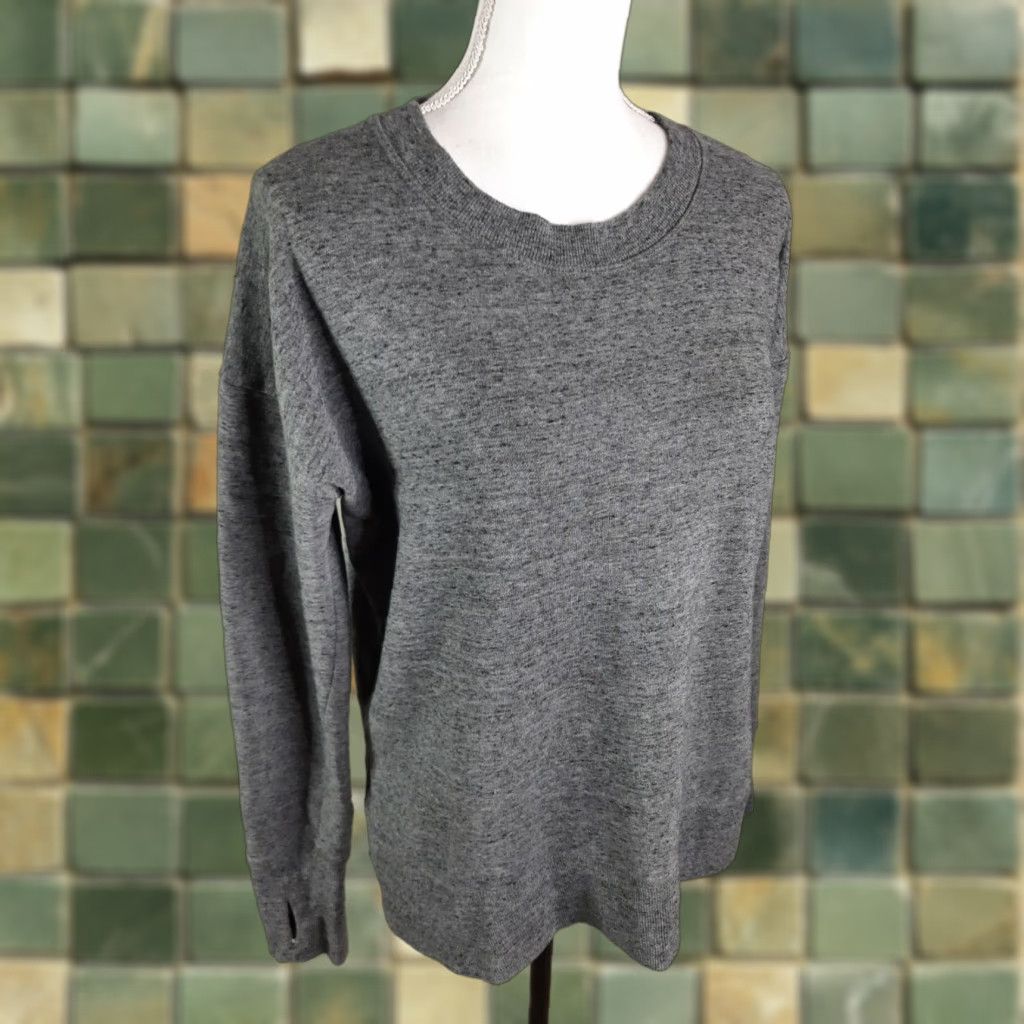 Athleta Athleta Crewneck Sweatshirt Women Size S Heather Gray L3S Size S / US 4 / IT 40 - 1 Thumbnail