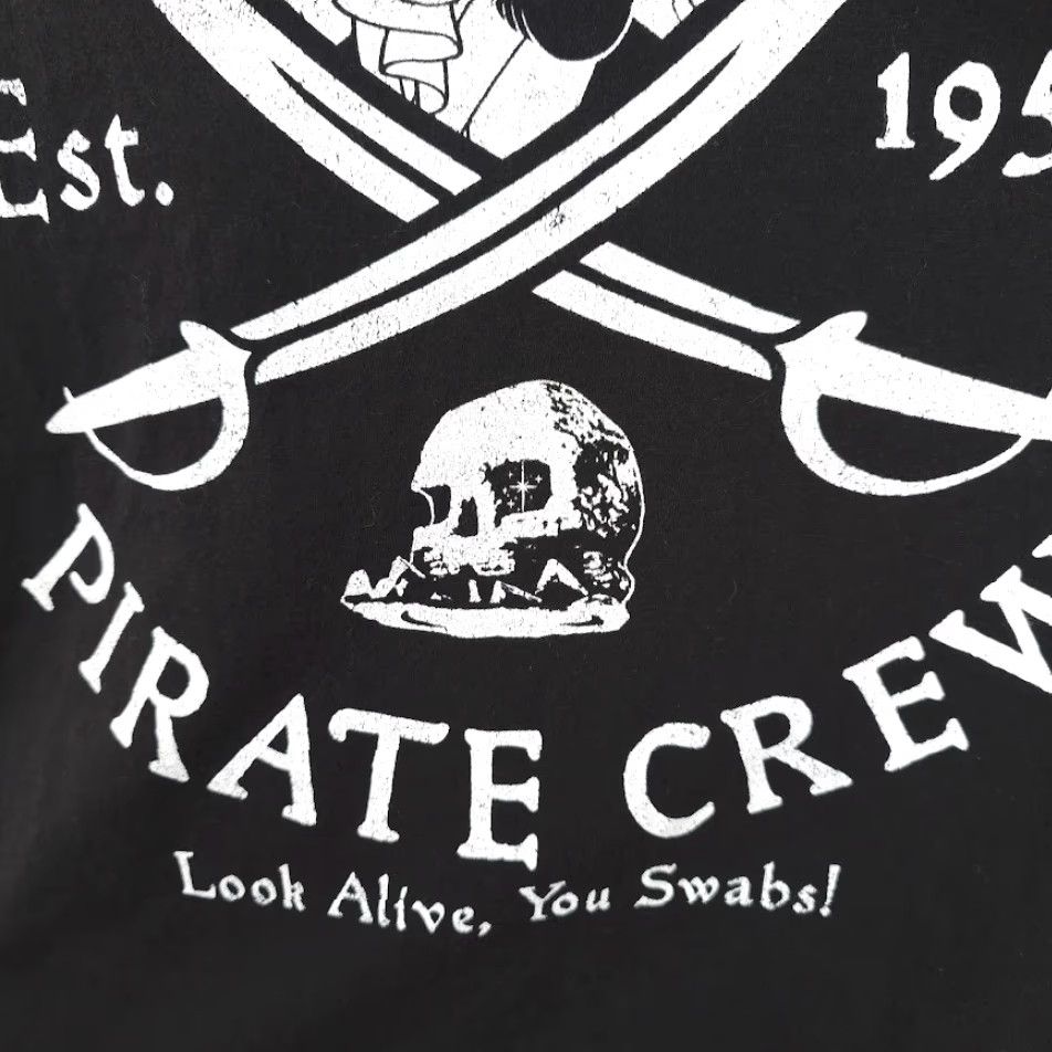Disney Disney Captain Hook T Shirt Mens Large Black Crew Neck Short Sleeve Peter Pan Villain Pirate Disney Theme Mens Size US L / EU 52-54 / 3 - 4 Thumbnail