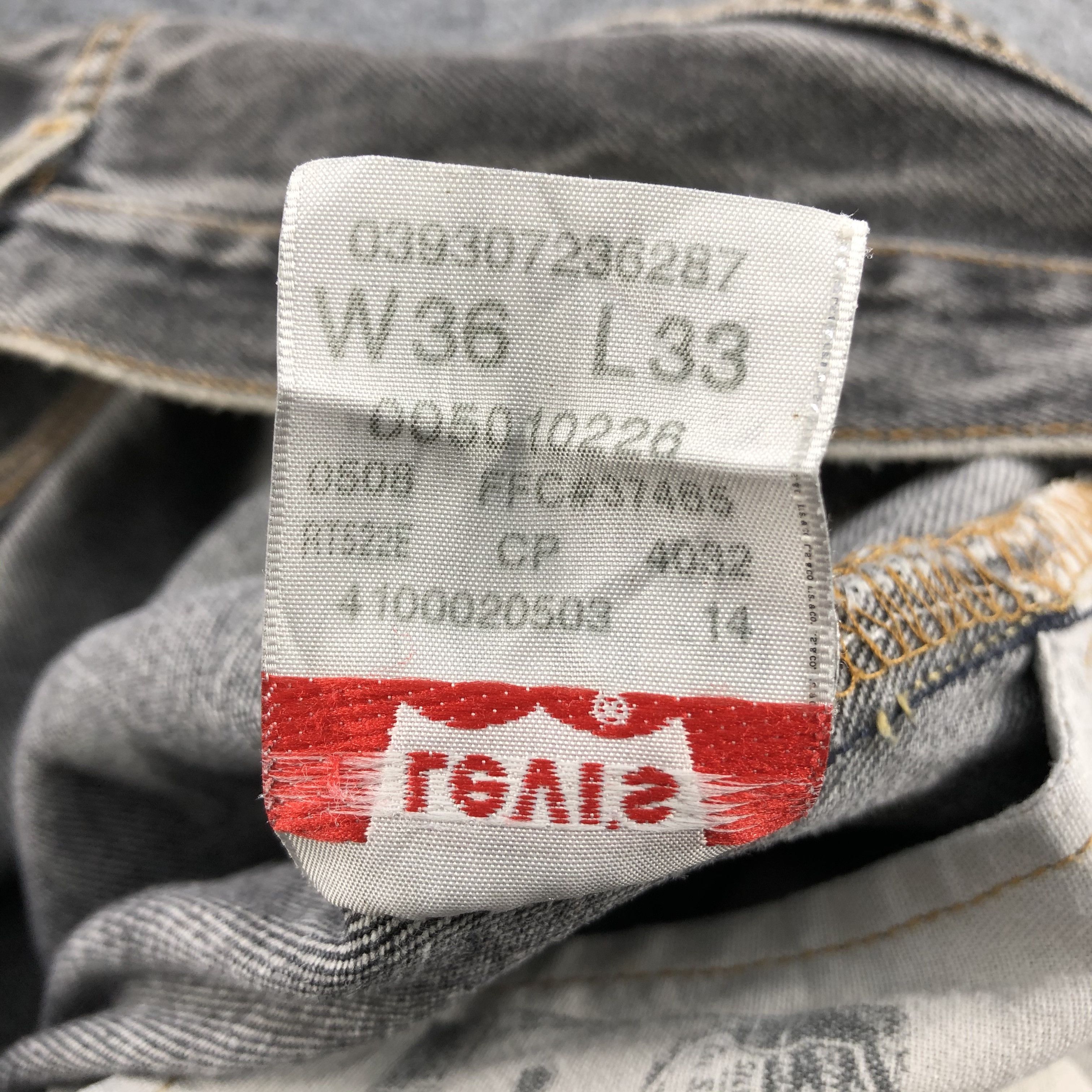 Levi's Vintage Faded Black Levis 501 Jeans-JM1666 Size US 35 - 12 Thumbnail