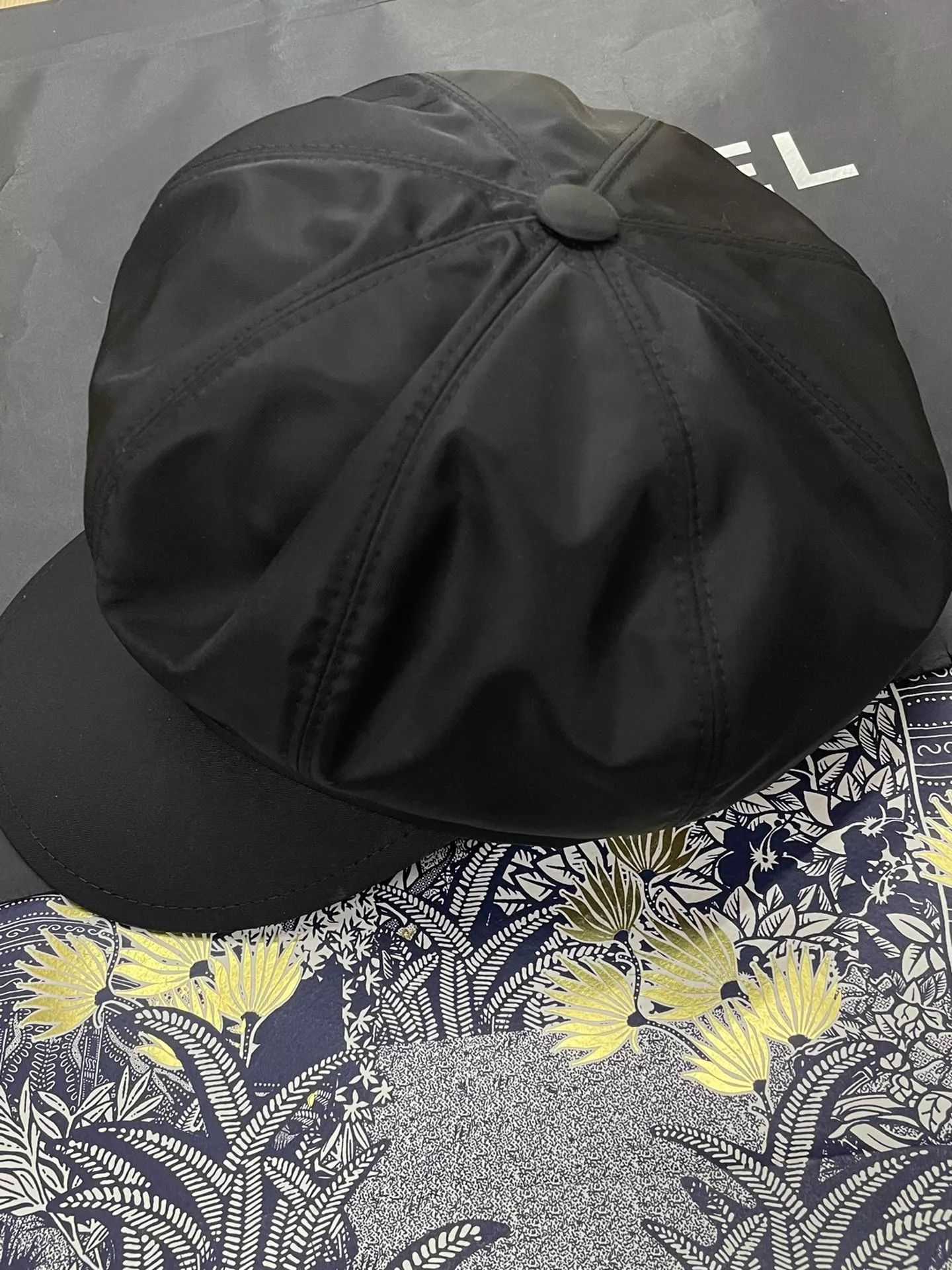 Prada Prada Black Nylon Reversible Newsboy Cap L 59cm Triangle Size ONE SIZE - 3 Thumbnail