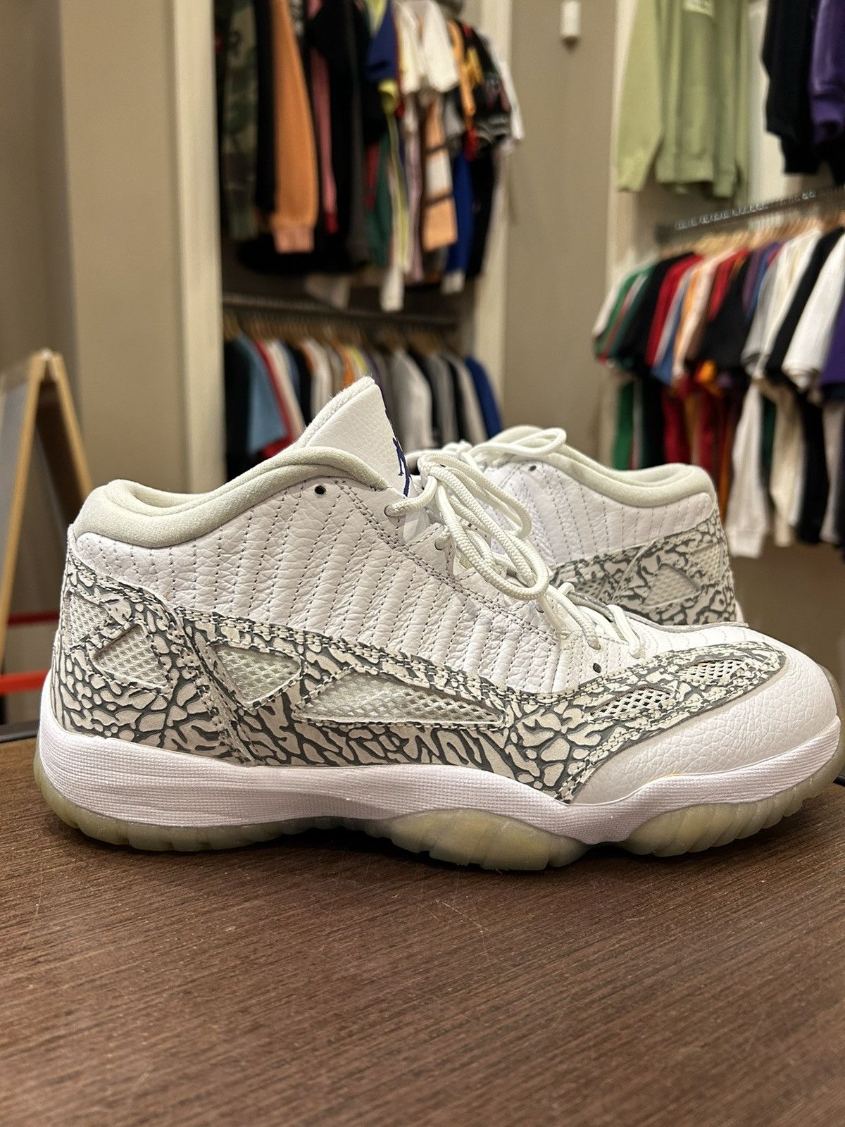 Jordan 11 low ie cobalt on sale