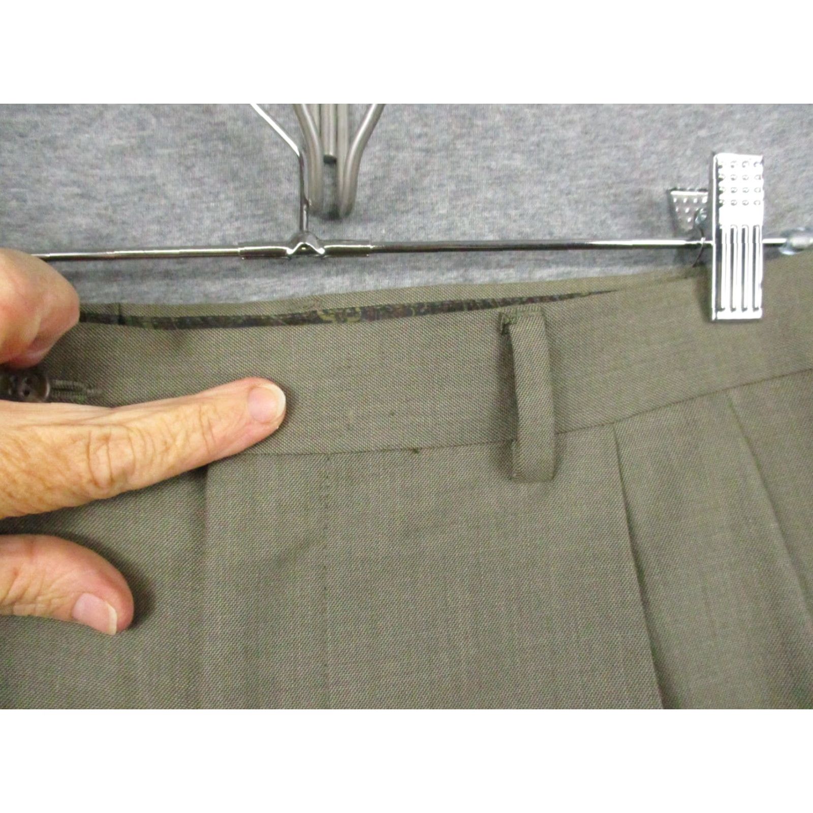 Ralph Lauren Lauren Ralph Lauren Dress Pants Beige 36x34 Polyester Pleated Regular Mens Pants Size US 36 / EU 52 - 3 Thumbnail