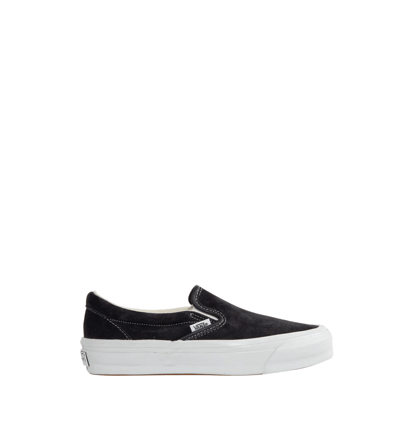 o1h1sh10525 LX Classic Slip On 98 Sneaker in Black/White