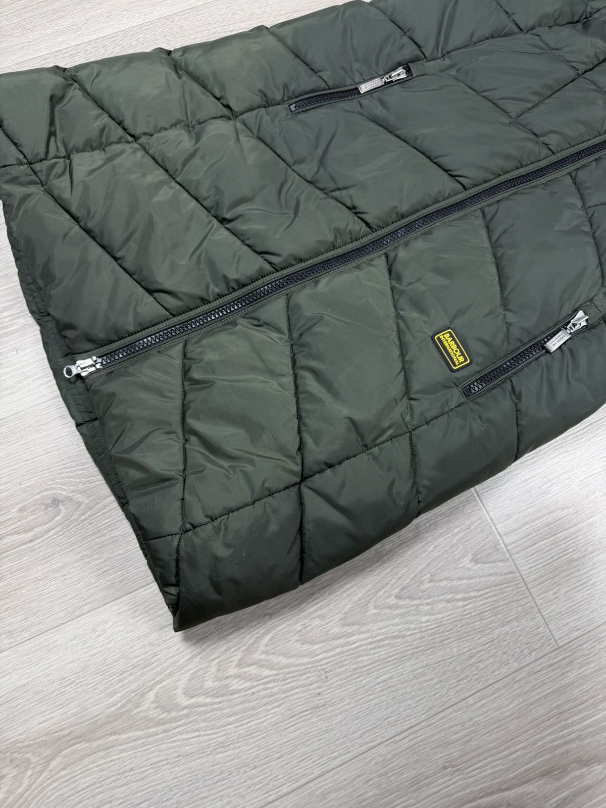Barbour Barbour International Rafaela Long Padded Hooded Gilet Size M / US 6-8 / IT 42-44 - 4 Thumbnail