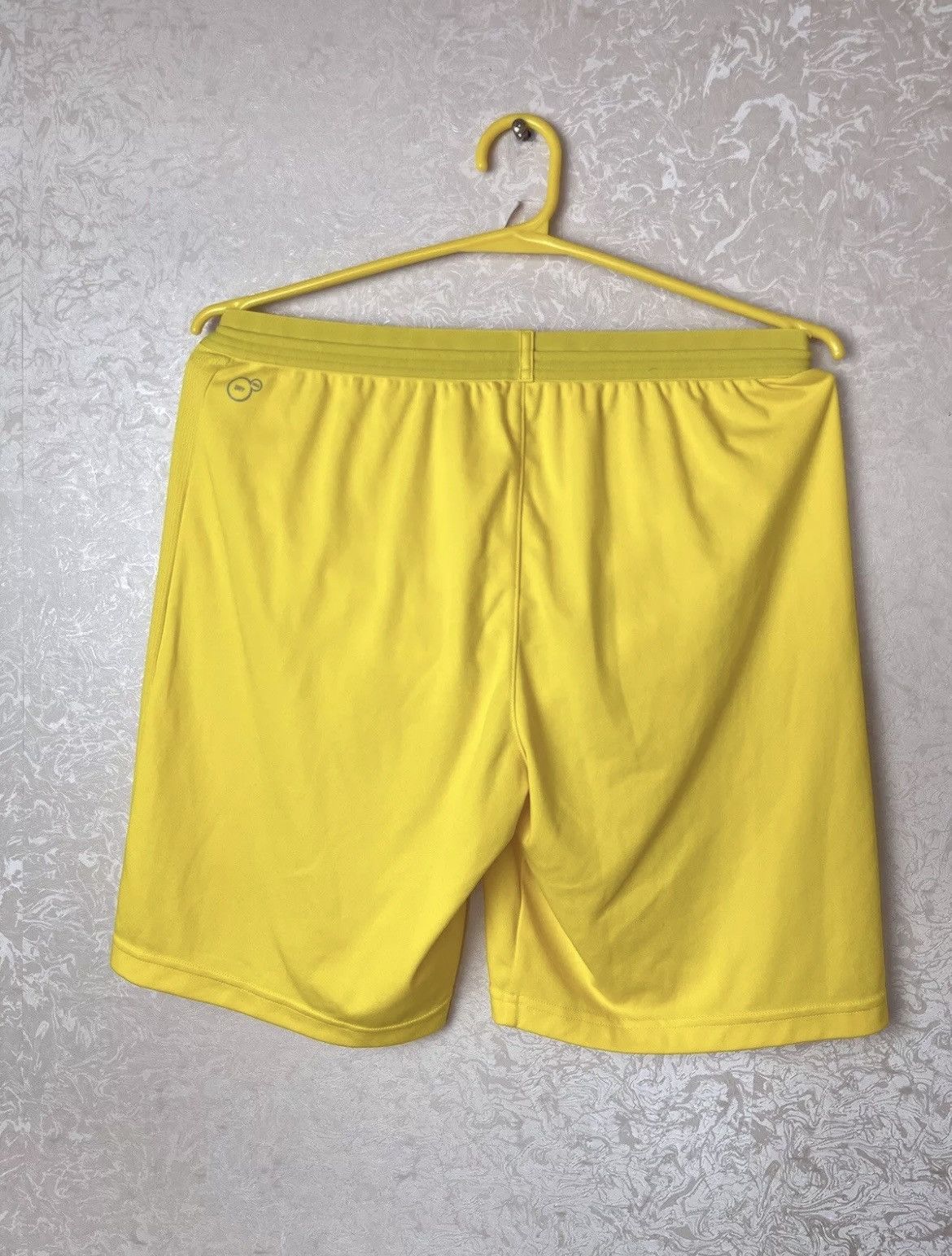 Other BORUSSIA DORTMUND 2017/2018 Home Shorts PUMA BVB Size M Size US 32 / EU 48 - 5 Thumbnail