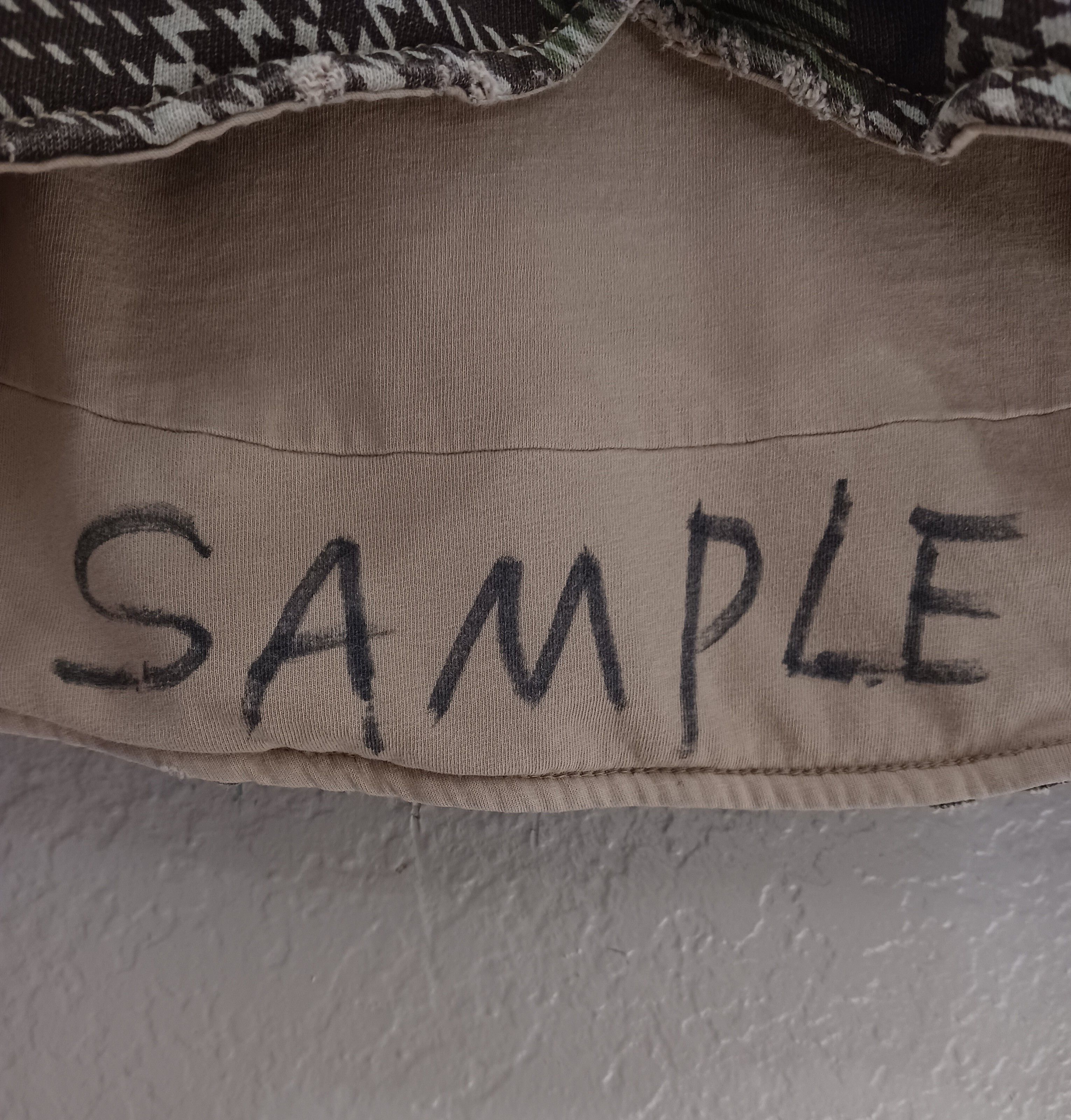 Triple 5 Soul × Vintage Triple 5 Soul Vintage 2000s Hook Closure Plaid Hooded Jacket Size S / US 4 / IT 40 - 5 Thumbnail
