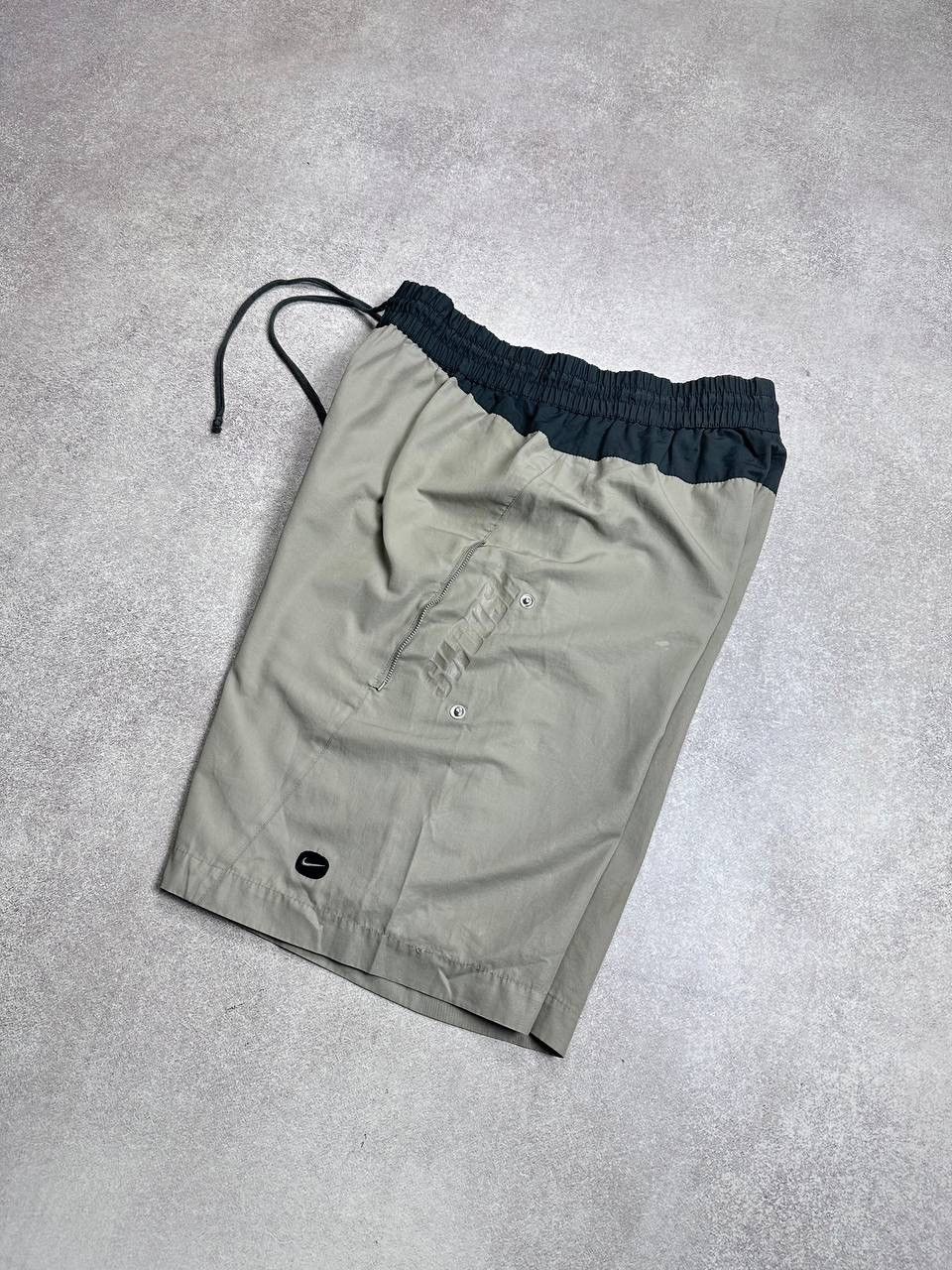 Nike Vintage Nike Swoosh Y2K Running Shorts L Size US 34 / EU 50 - 7 Thumbnail