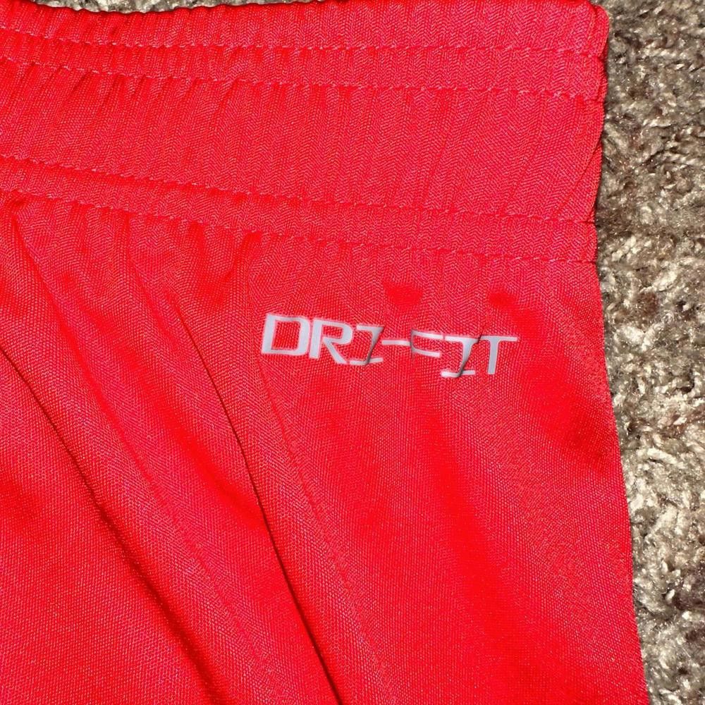 Nike Men's Nike Red/Gold Kansas City Chiefs Sideline Performance Shorts Size US 34 / EU 50 - 9 Thumbnail