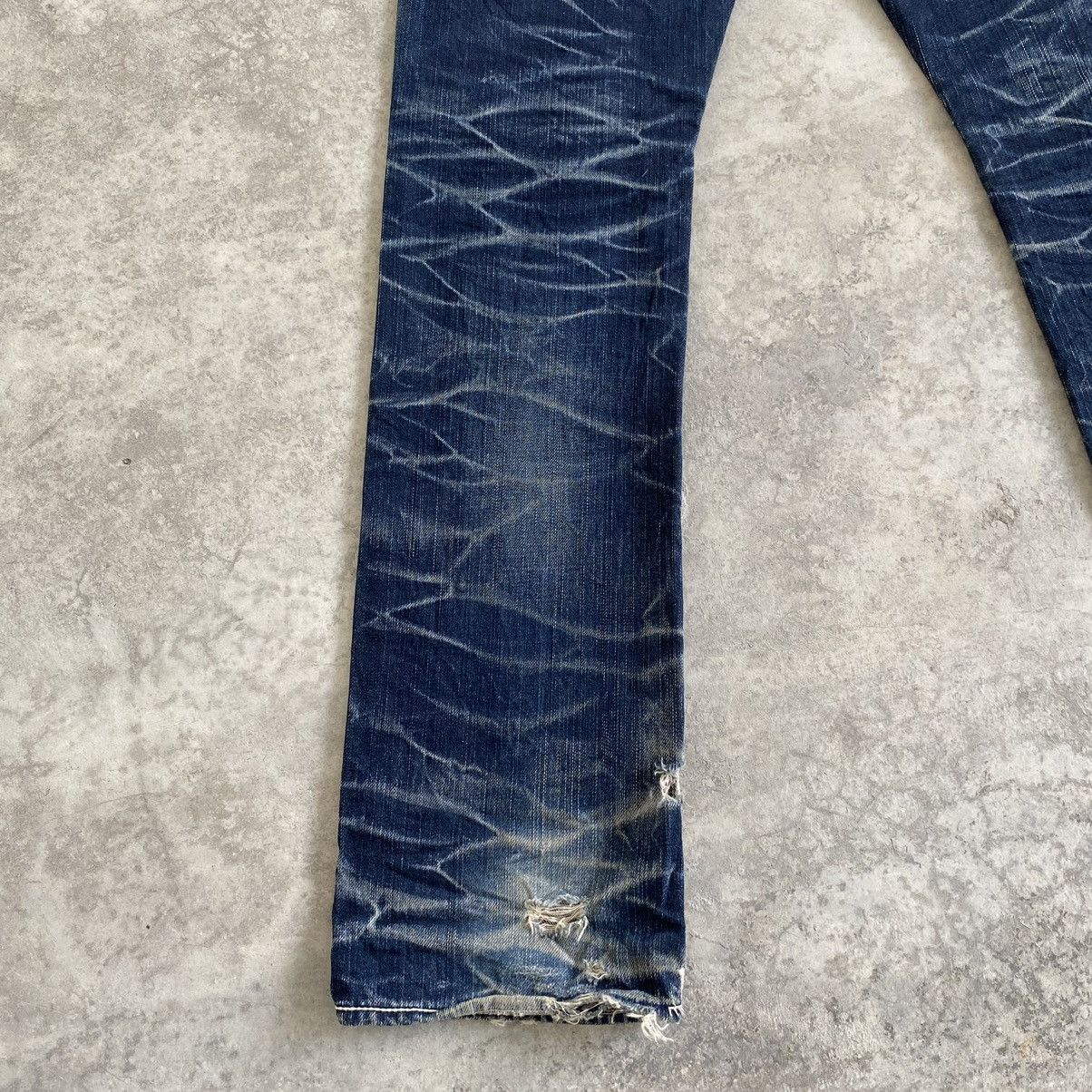 Japanese Brand 2000’s No ID Japan Faded Honeycomb Jeans Slim Fit Size US 31 - 16 Thumbnail