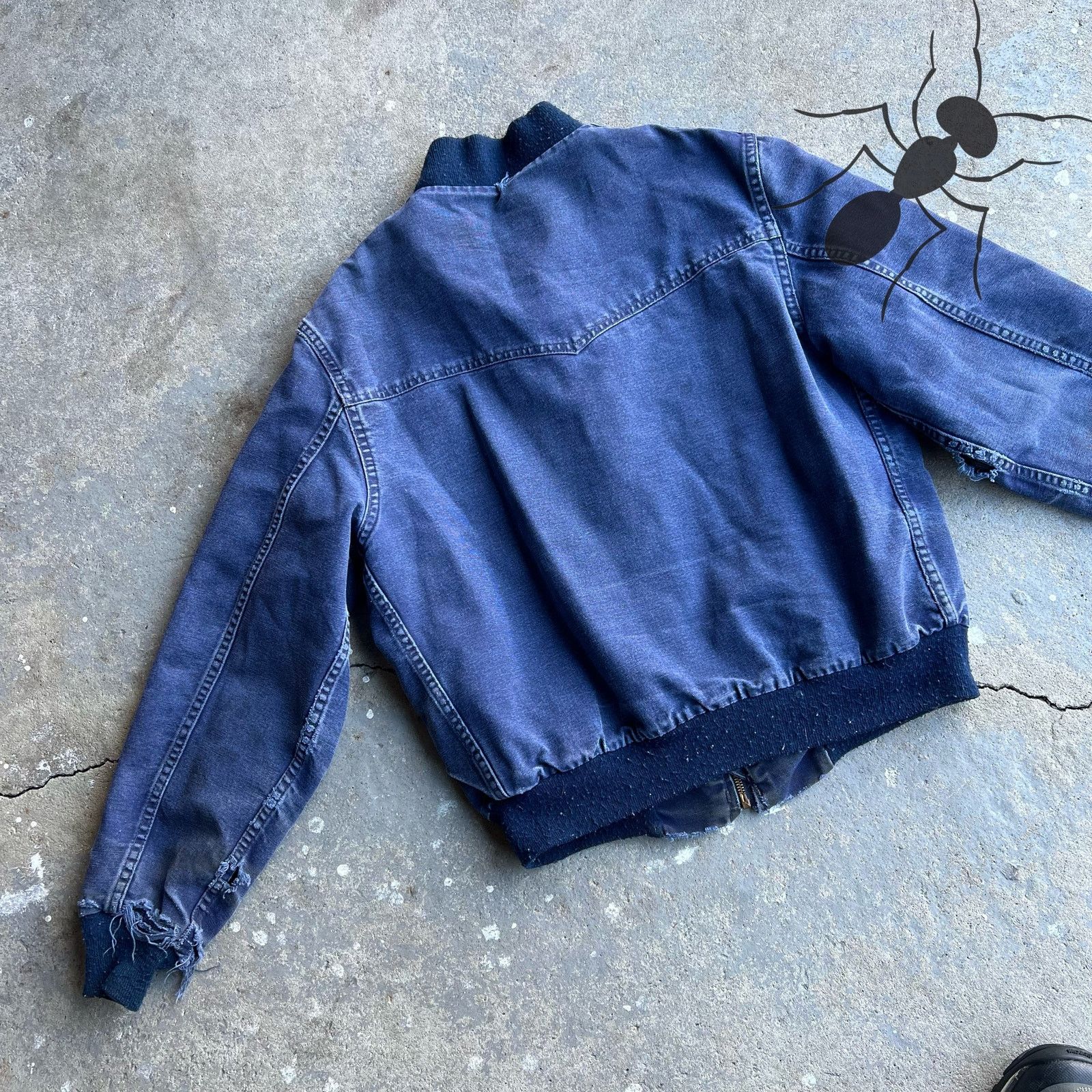 Carhartt × Vintage Vintage 1989 Carhartt blue Santa Fe distressed work jacket Size US M / EU 48-50 / 2 - 6 Thumbnail