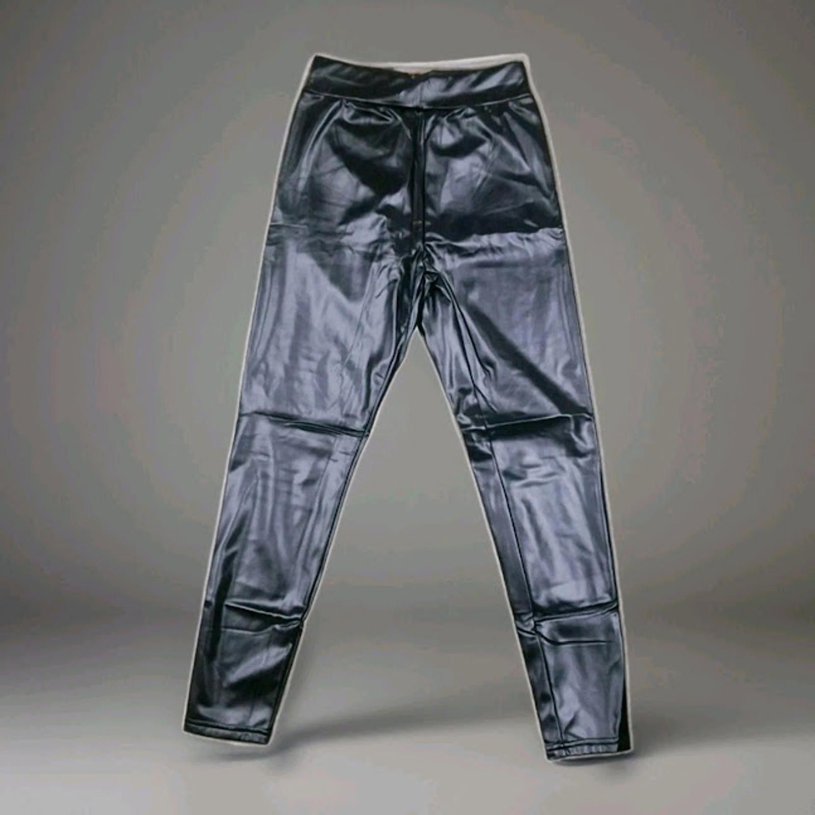 The Unbranded Brand Womens Medium Black Vegan Leather Pants Med Size 32" / US 10 / IT 46 - 1 Thumbnail