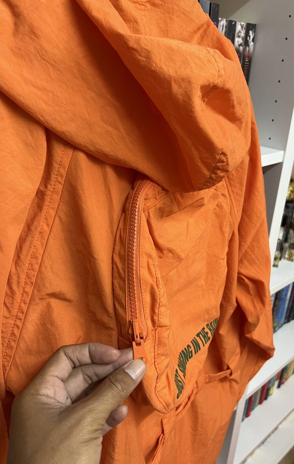 Vintage 2 in 1 Anorak Windbreaker ( Jacket + Bag ) Size US L / EU 52-54 / 3 - 9 Thumbnail