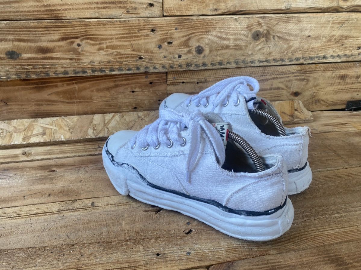 Maison MIHARA YASUHIRO Maison mihara yasuhiro white low-too canvas sneakers sz 41 Size US 8 / EU 41 - 7 Thumbnail