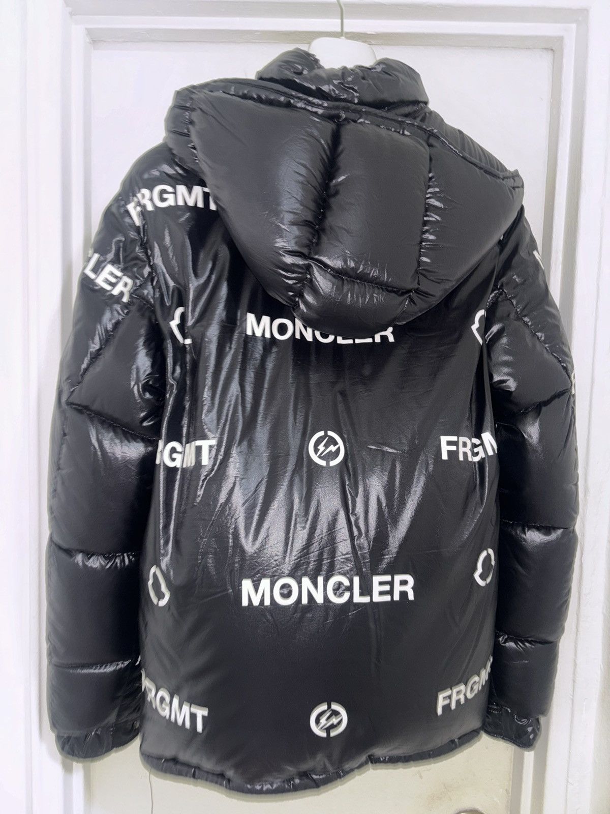 Fragment Design Moncler x Fragment MAYCONNE GIUBBOTTO down jacket Size US M / EU 48-50 / 2 - 2 Thumbnail