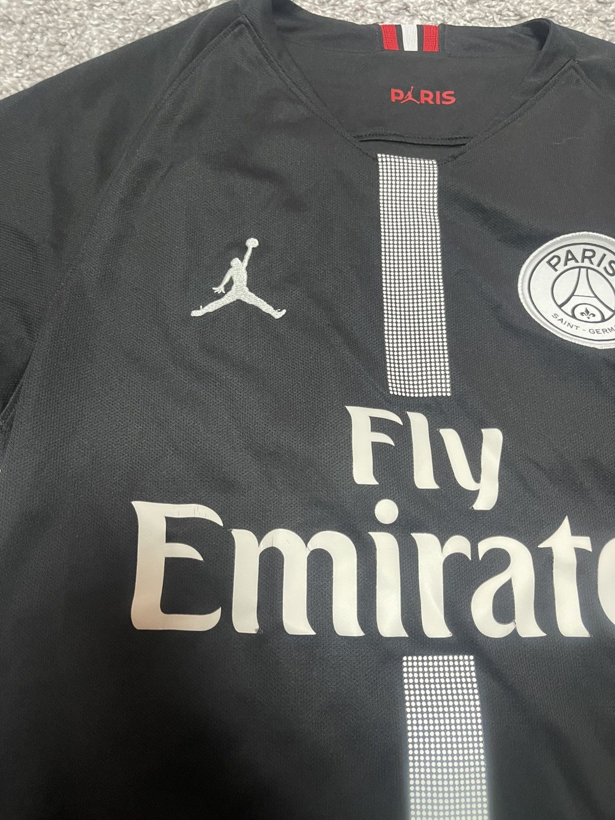 Nike PSG 2018 2019 CUP SHIRT SOCCER JERSEY szS JORDAN DEFECT Size US S / EU 44-46 / 1 - 4 Thumbnail