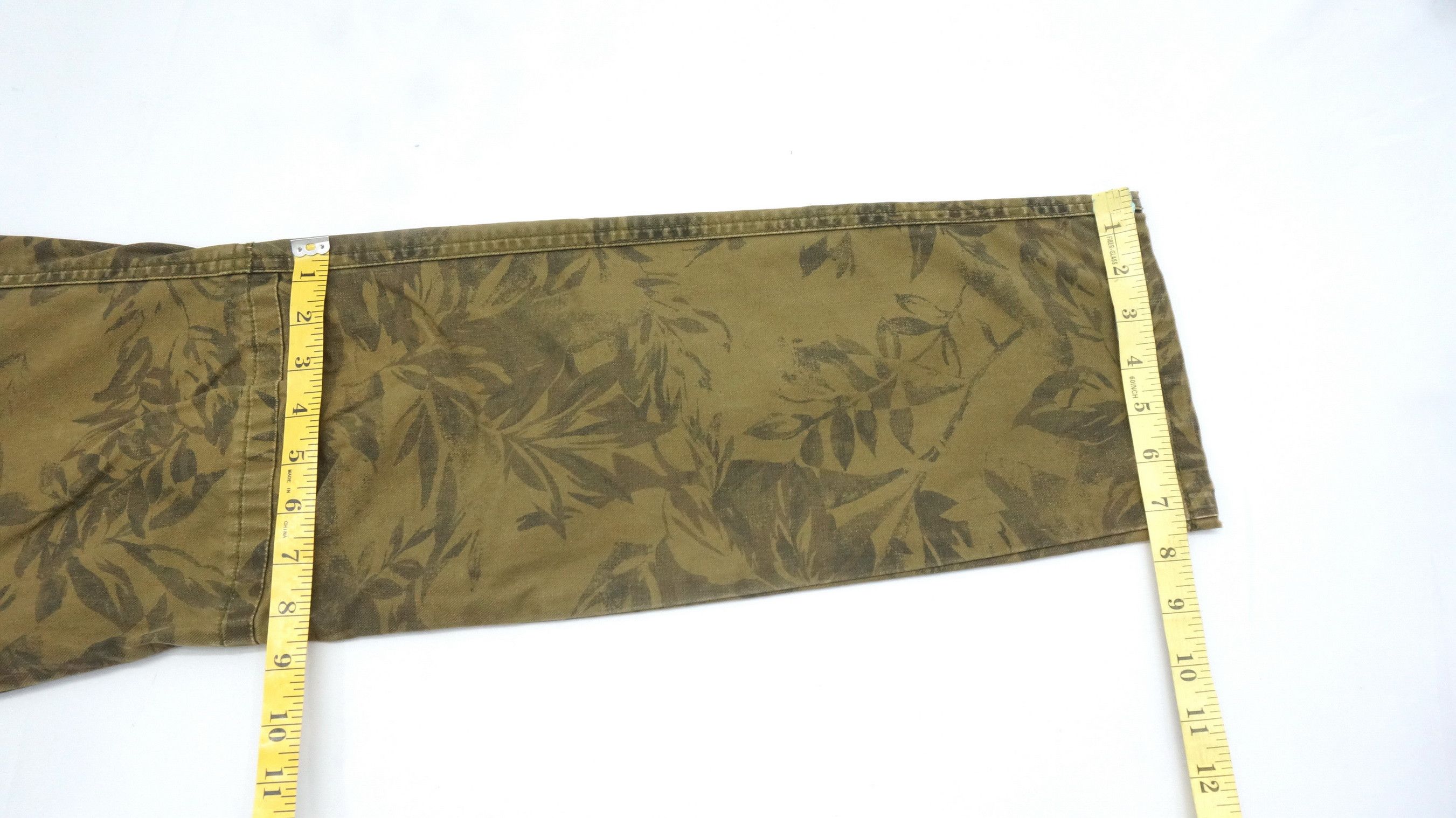 Marithe + Francois Girbaud Marithe Francois Girbaud Le Casual De Camo Pants Size US 34 / EU 50 - 14 Thumbnail