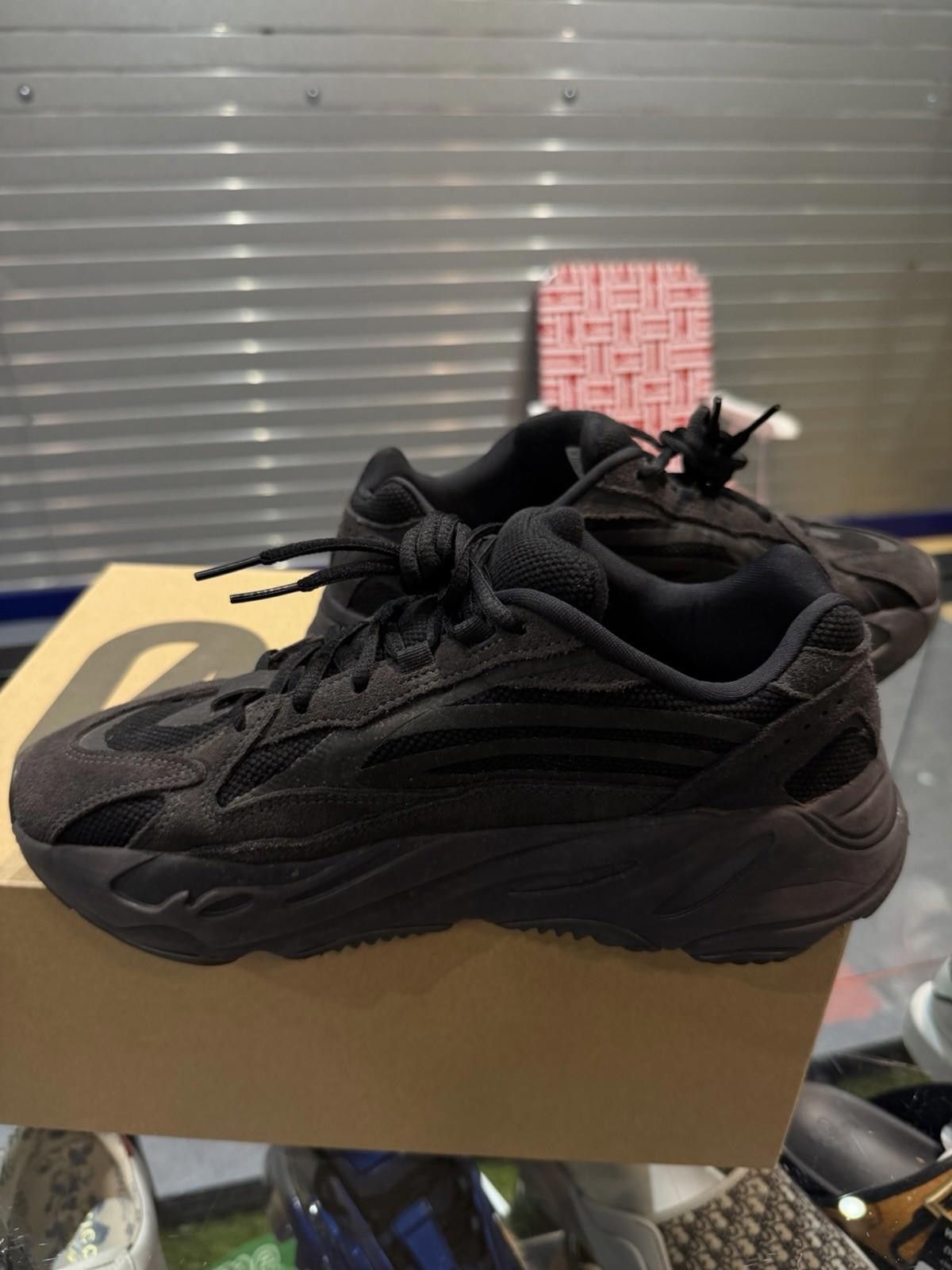 Adidas Yeezy Boost 700 V2 Vanta (FU6684) Size 8.5 100% Authentic Size US 8.5 / EU 41-42 - 10 Thumbnail