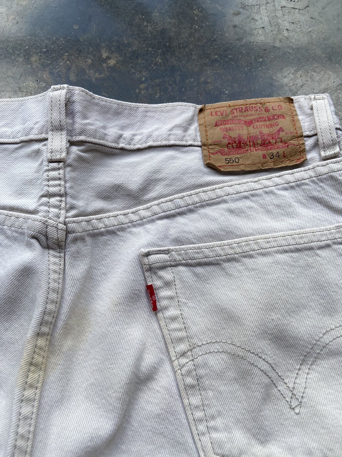 Levi's Vintage Baggy Y2K Levis Denim Tan Shorts 550 34 Size US 34 / EU 50 - 5 Thumbnail