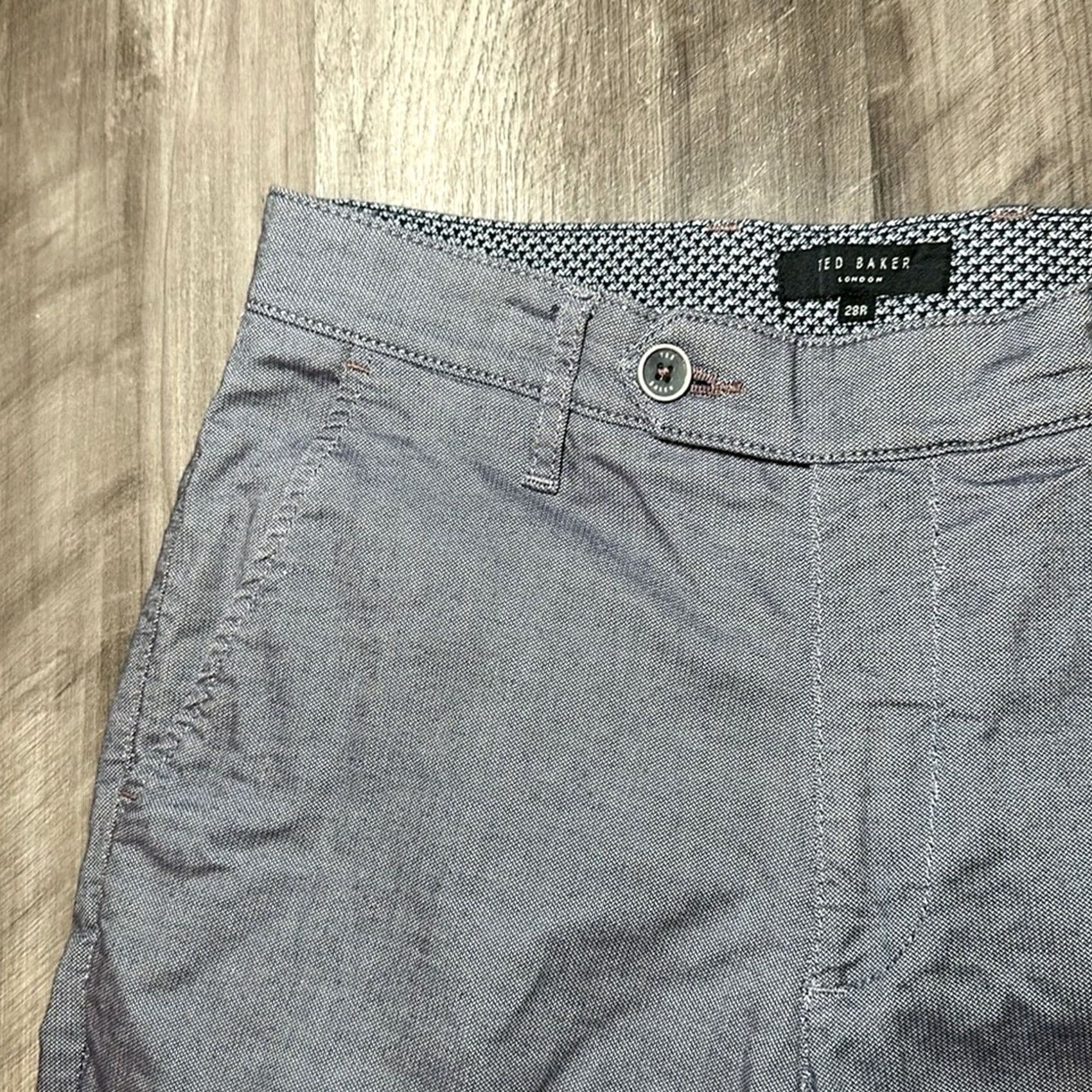 Ted Baker Ted Baker Chino Shorts Men 28 Regular Purple Cotton Stretch 98% Elastane 2% Vintage 90s Tweed/Herringbone? Size US 28 / EU 44 - 5 Thumbnail