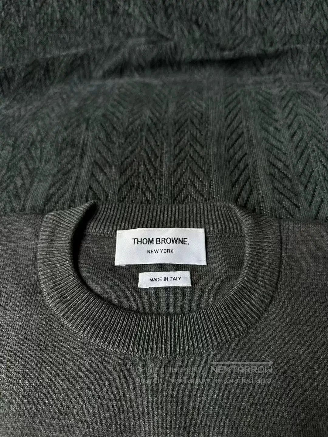 Thom Browne thom browne gray sweater with sleeve logo. Size US XXS / EU 40 - 3 Thumbnail