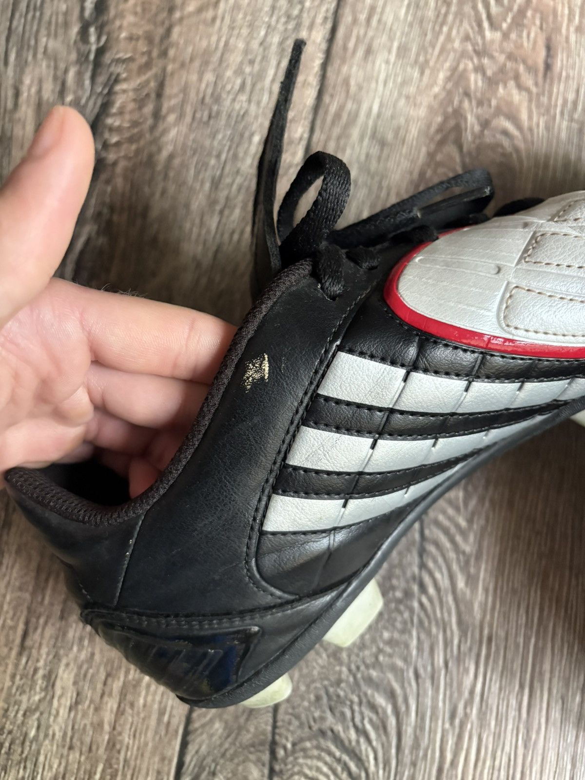 Adidas Adidas 2008 Powerswerve Traxion TF Predator Football Boots Size US 11 / EU 44 - 10 Thumbnail