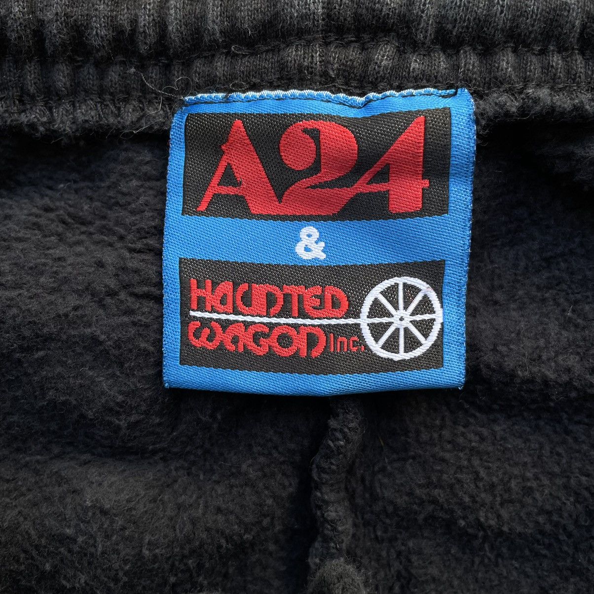 A24 × Online Ceramics Online Ceramics A24 Hereditary Movie Sweat Pants Size XS Size US 26 / EU 42 - 3 Thumbnail