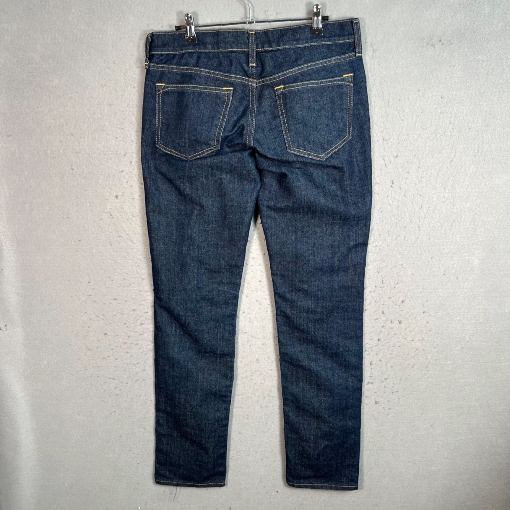 Old Navy Old Navy Diva Womens Size 6 The Tapered Leg Dark Wash Denim Jeans Size 28" / US 6 / IT 42 - 2 Thumbnail