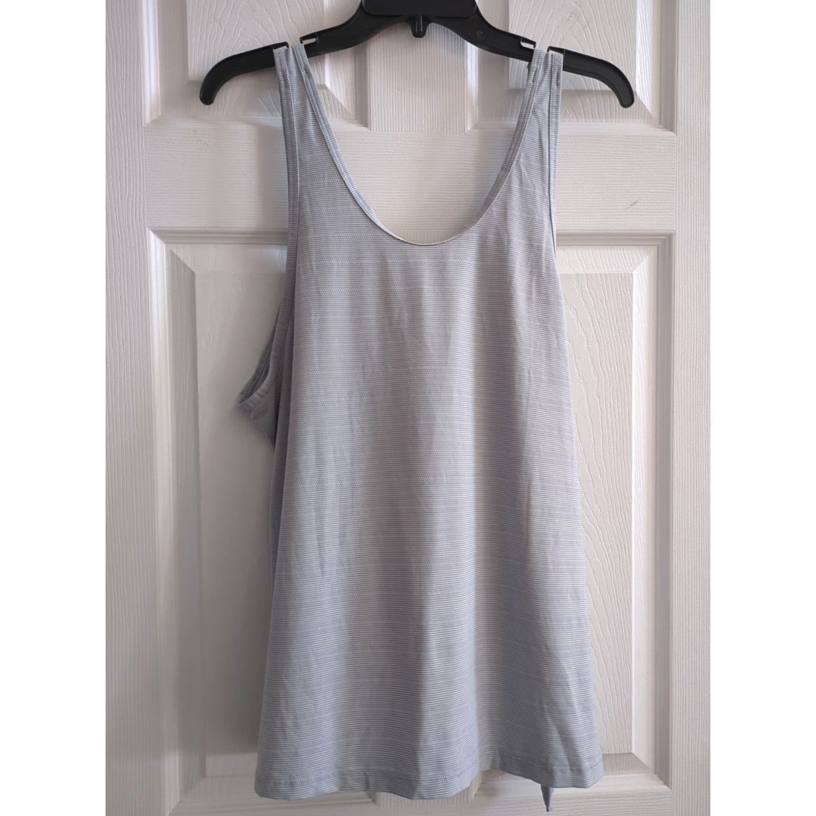 Athleta Athleta Tank Top Women L Light Blue Striped Slit Camisole Shirt Tank Size ONE SIZE - 2 Thumbnail