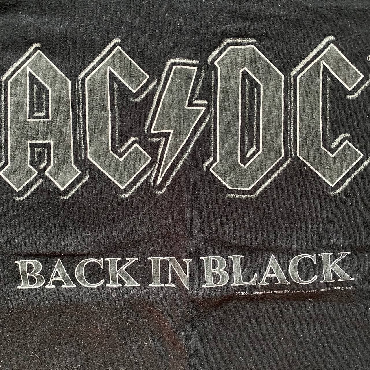 Band Tees VINTAGE Y2K AC/DC BACK IN BLACK BAND TOUR T SHIRT Size US L / EU 52-54 / 3 - 5 Thumbnail