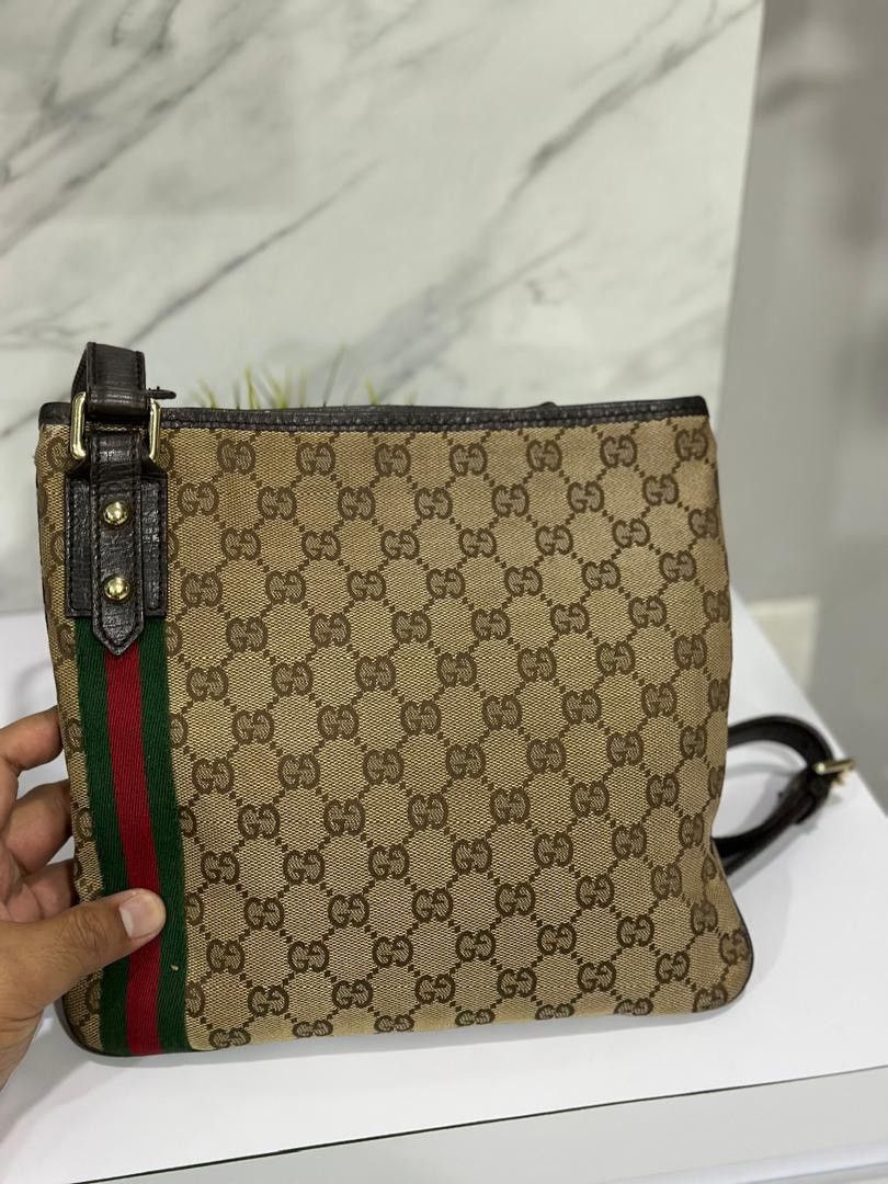 Gucci Authentic Gucci Jolicoeur Charm Messenger Bag Size ONE SIZE - 2 Thumbnail