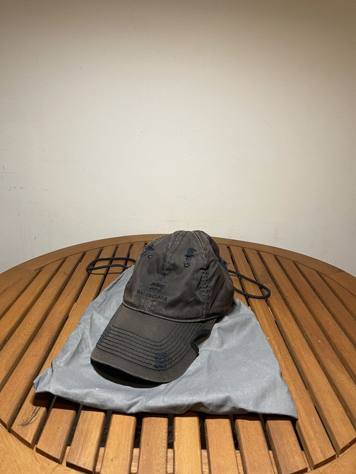 Balenciaga Balenciaga Sporty B Sunfaded Cap | Grailed