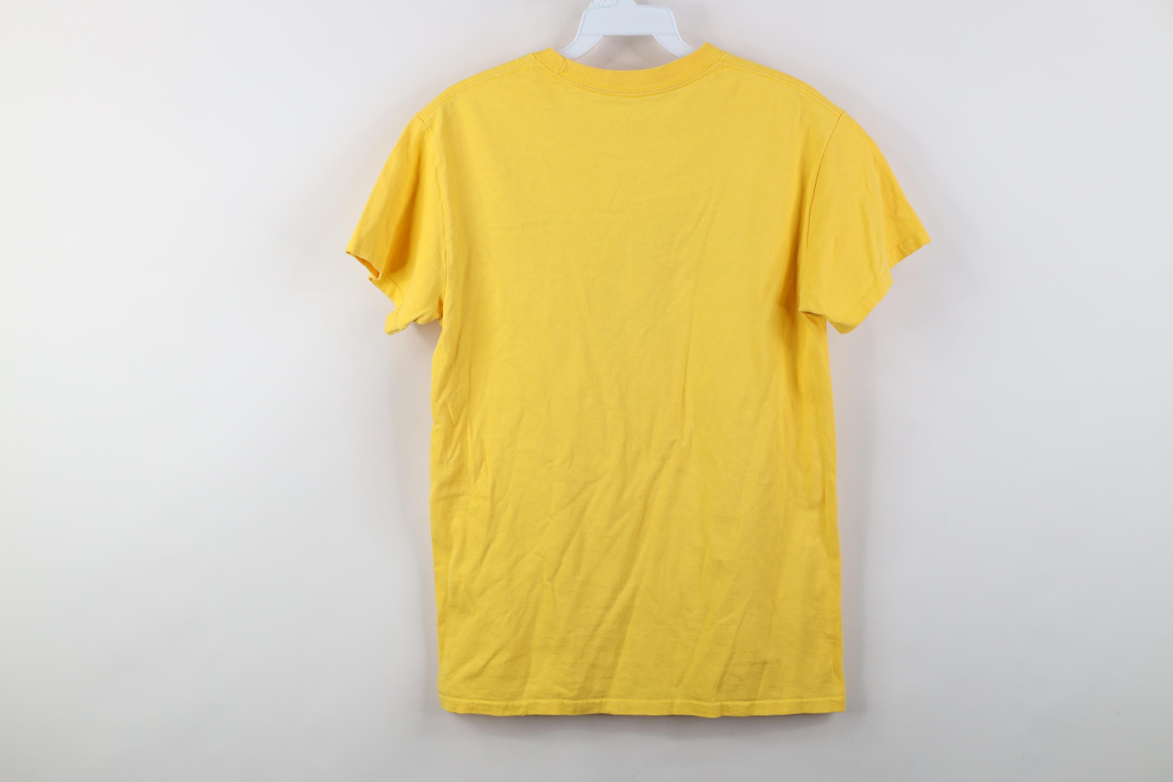 Vintage Y2K University of Michigan Track and Field Camp T-Shirt Size M / US 6-8 / IT 42-44 - 9 Thumbnail