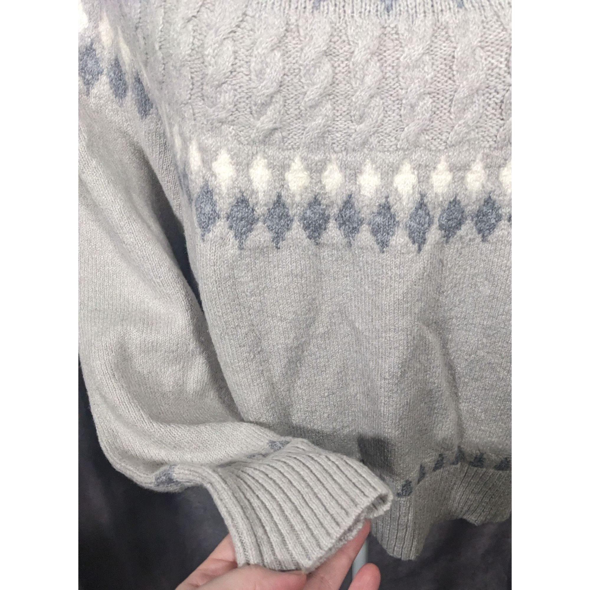Nicole Miller Artelier Nicole Miller Grey And White Super Soft Sweater Siz Size L / US 10 / IT 46 - 7 Thumbnail