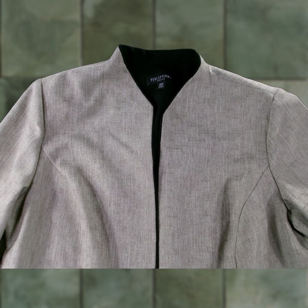 Vintage VINTAGE Perceptions Blazer Women 18W Open Classic Green Polyester Office Professional 90s Designer Preppy Blazer Womens 18W Regular Open All Seasons Size XXL / US 16-18 / IT 52-54 - 1 Thumbnail