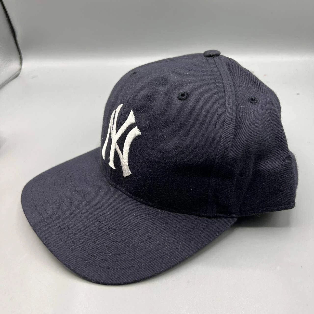 Twins Enterprise Inc. × Vintage New York Yankees Hat Men Medium Stretch Fitted Cap New Size ONE SIZE - 7 Thumbnail