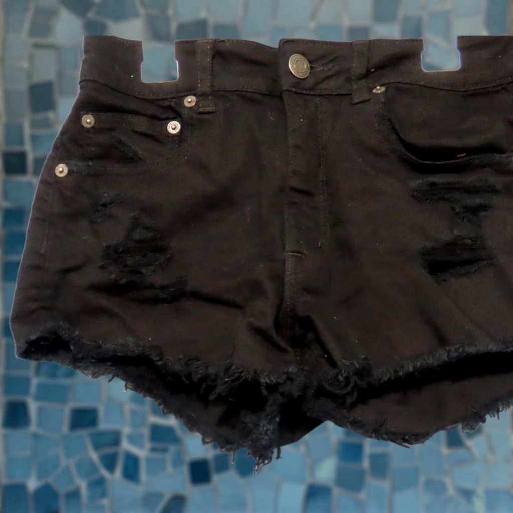 American Eagle Outfitters American Eagle High Rise Black Distressed Cut Off Ragged Womens 6 Shorts Size 28" / US 6 / IT 42 - 1 Thumbnail