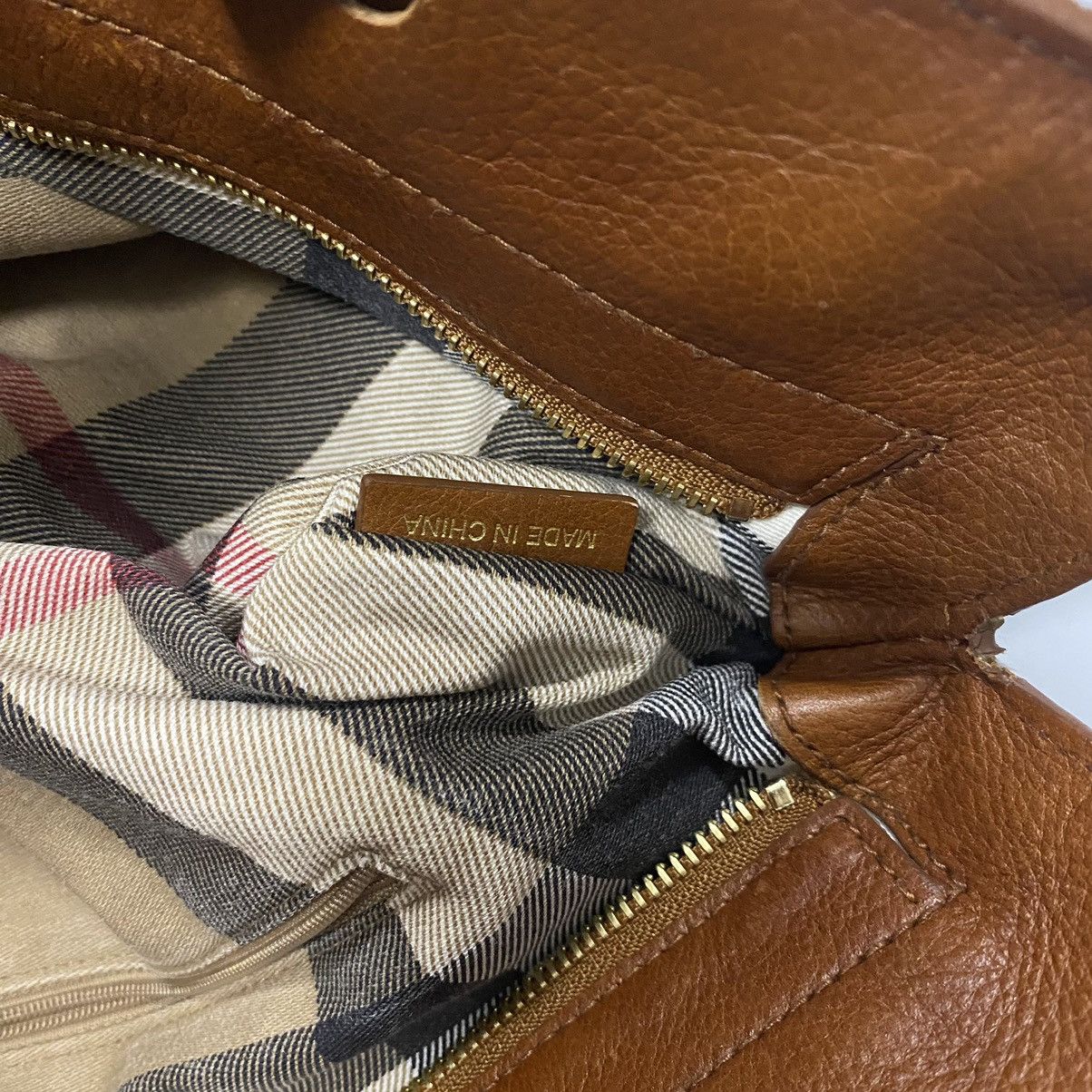 Burberry Burberry Red Leather Stowell Roll Up Tote Bag Shopper Size ONE SIZE - 13 Thumbnail