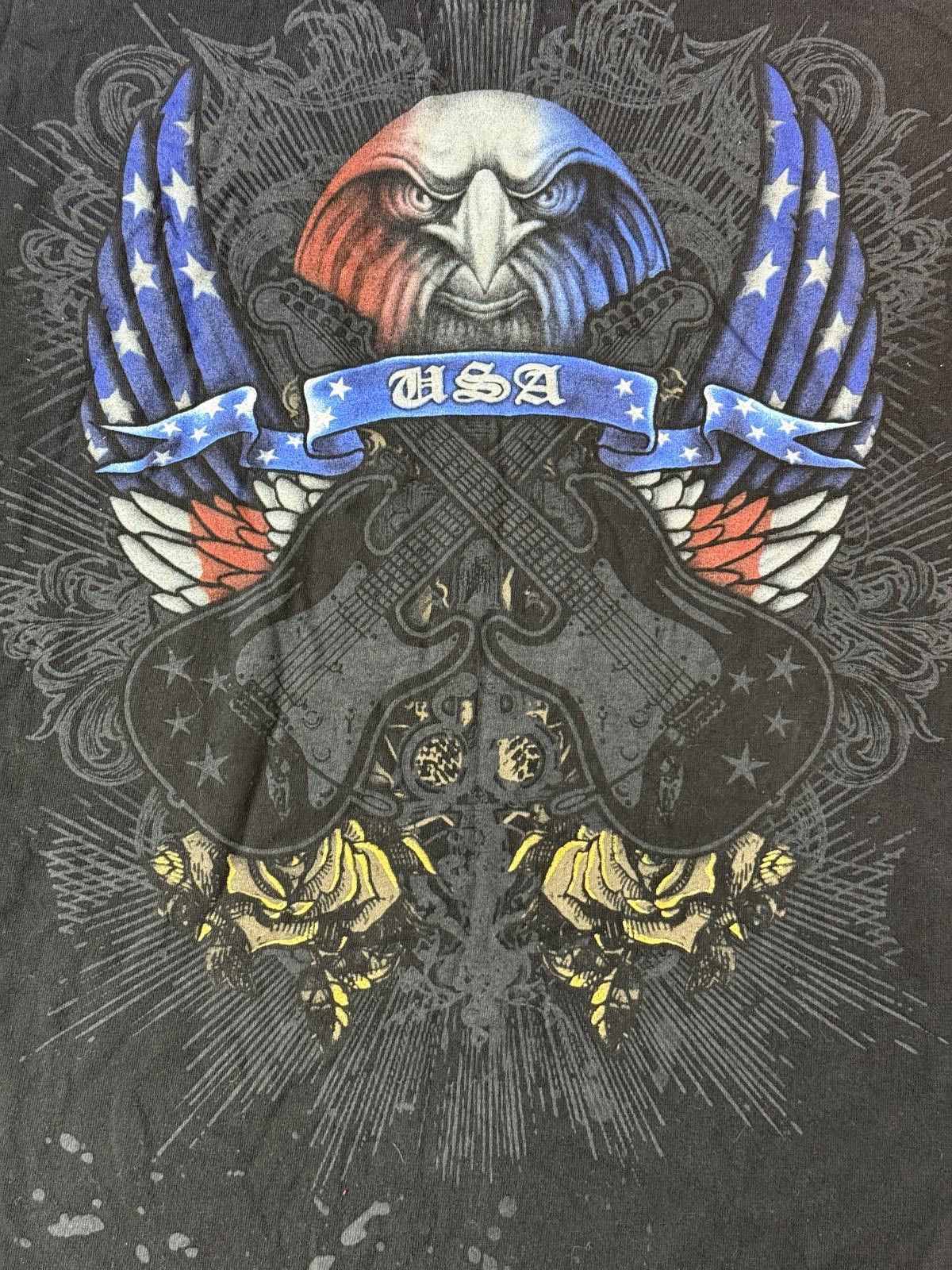Designer Y2K National Heritage T-shirt USA Eagle Dueling Guitars Tee Size US L / EU 52-54 / 3 - 3 Thumbnail