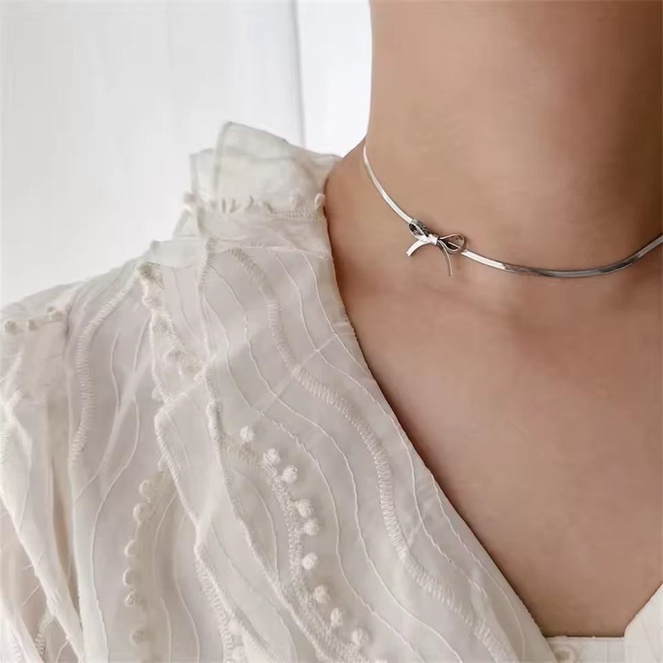 Other Silver Bow Choker Necklace – Adjustable 13" + 2.4" Size ONE SIZE - 1 Thumbnail