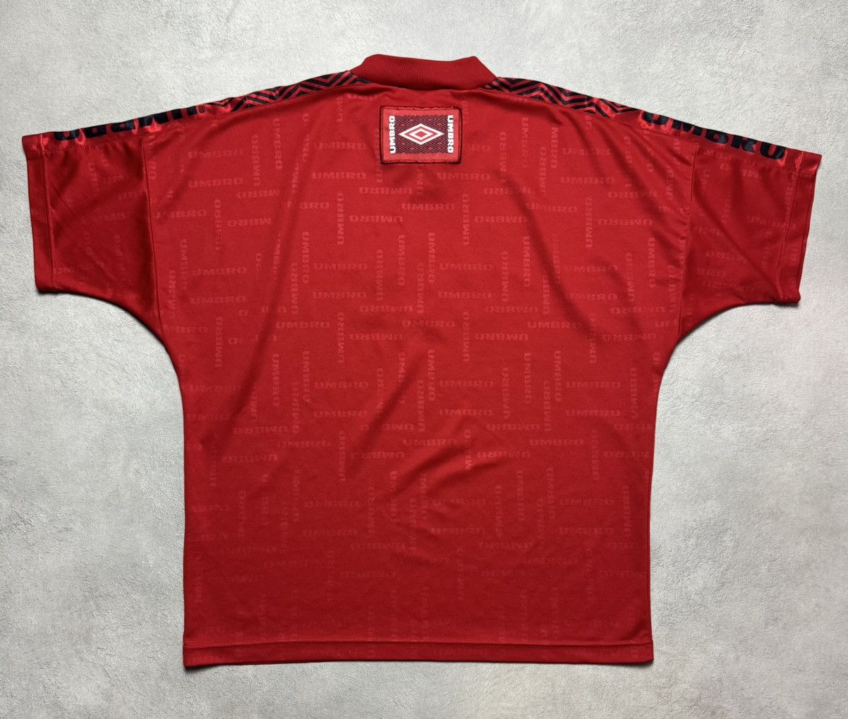 Umbro 1990s Umbro Template Football Shirt Soccer Jersey Vintage Size US L / EU 52-54 / 3 - 2 Thumbnail
